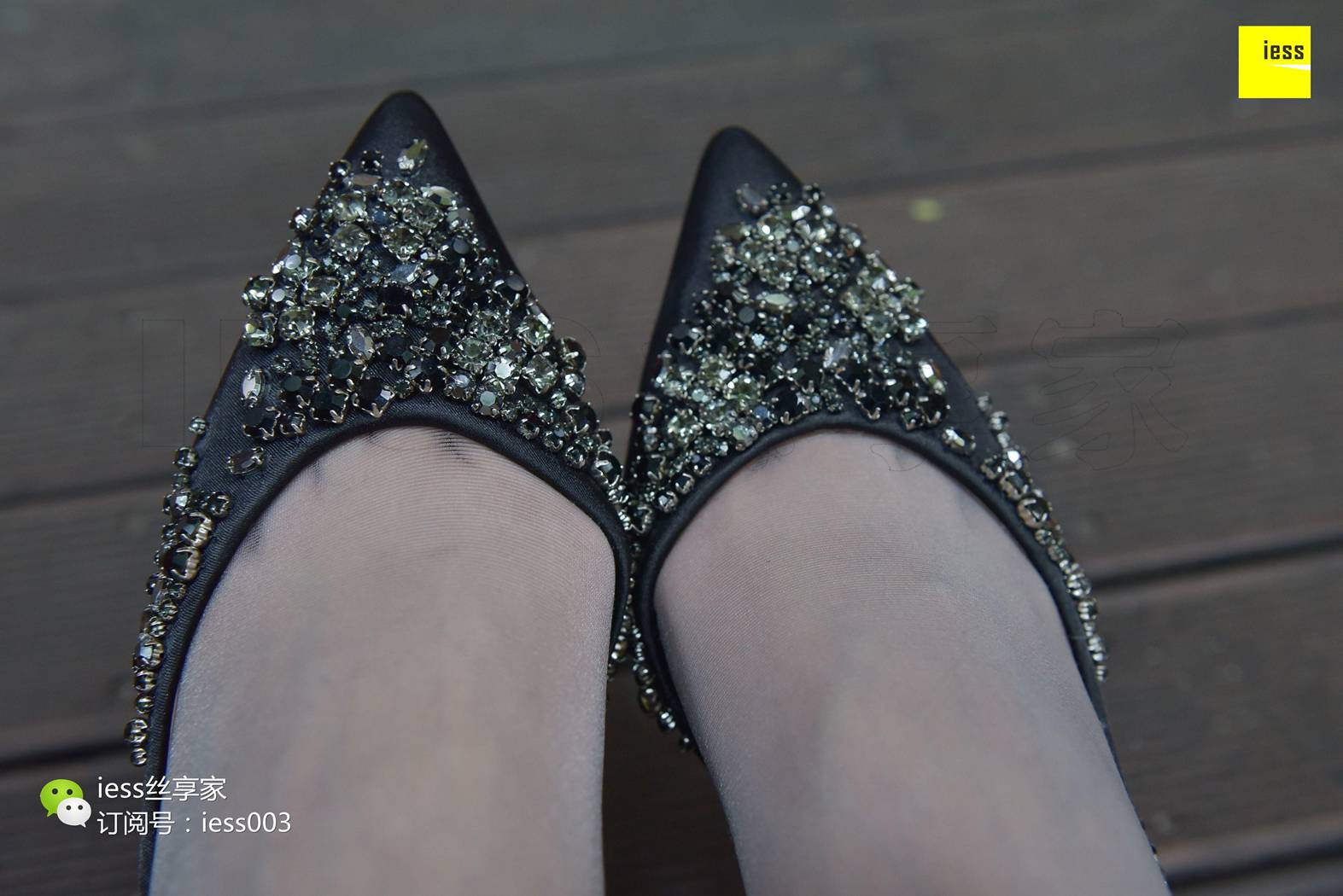 图片[58]-[IESS异思趣向] 2017.10.31 丝享家093：《水池旁嬉戏的少女》七七 在线浏览 – 速更版-美库