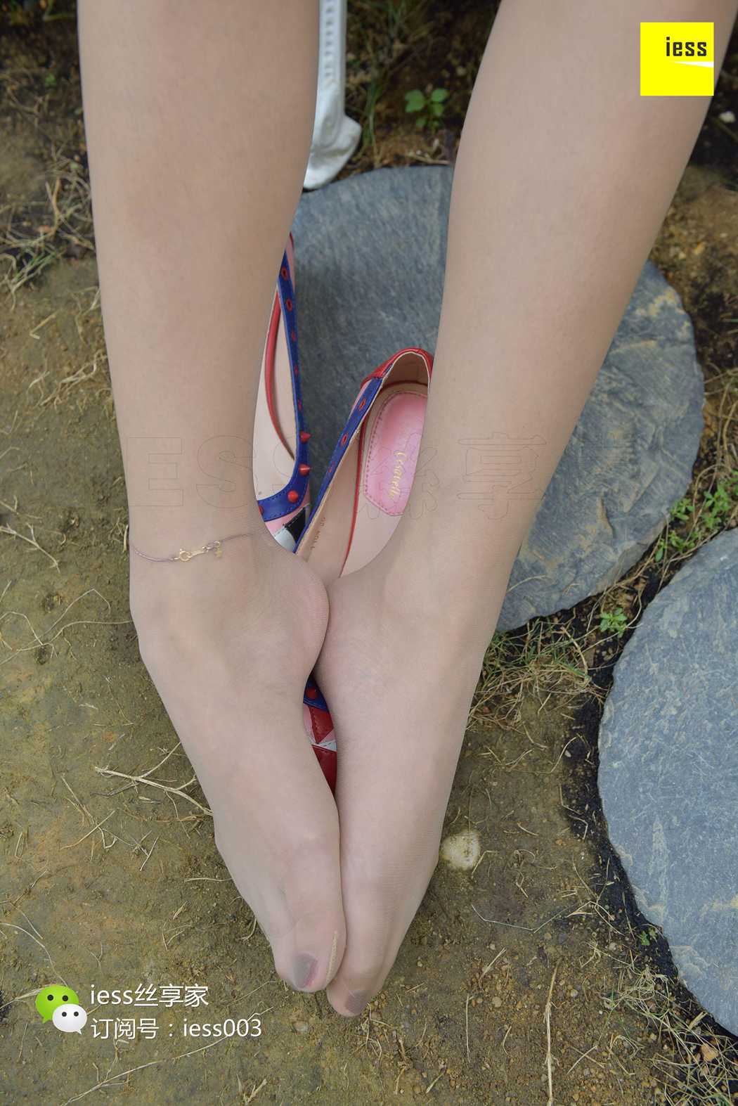 图片[15]-[IESS异思趣向] 2017.11.07 丝享家098：《小怪兽红裙肉丝》秋秋 在线浏览 – 速更版-美库