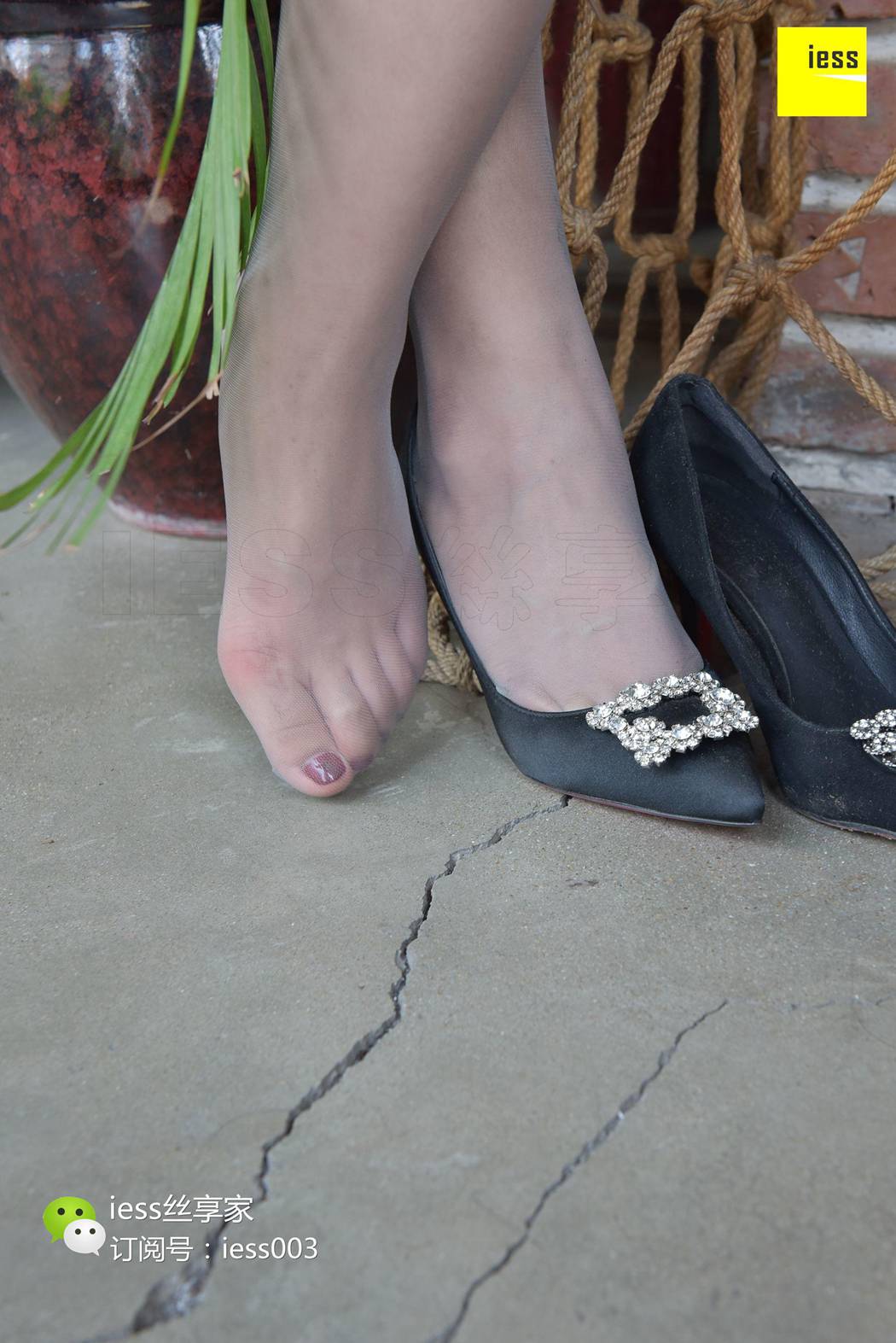 图片[88]-[IESS异思趣向] 2017.11.15 丝享家104：《纹身腿挑逗麻绳》表妹 在线浏览 – 速更版-美库