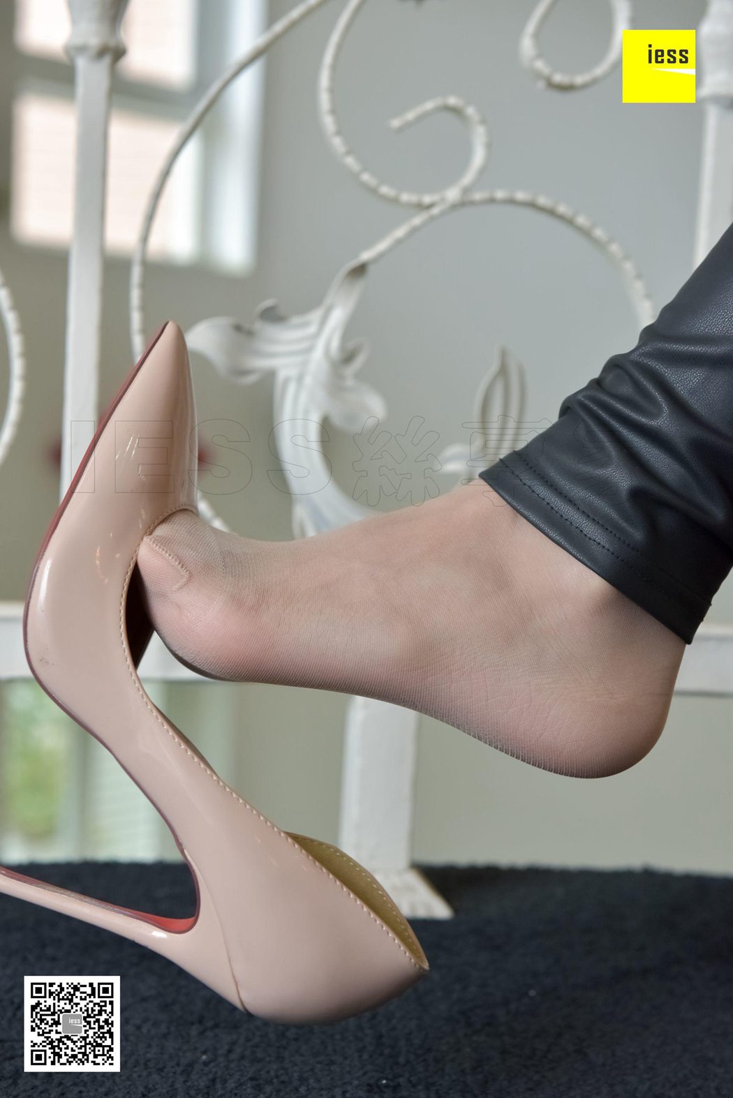 图片[7]-[IESS异思趣向] 2017.11.27 丝享家112：《包裹在皮裤里的肉丝》君君 在线浏览 – 速更版-美库