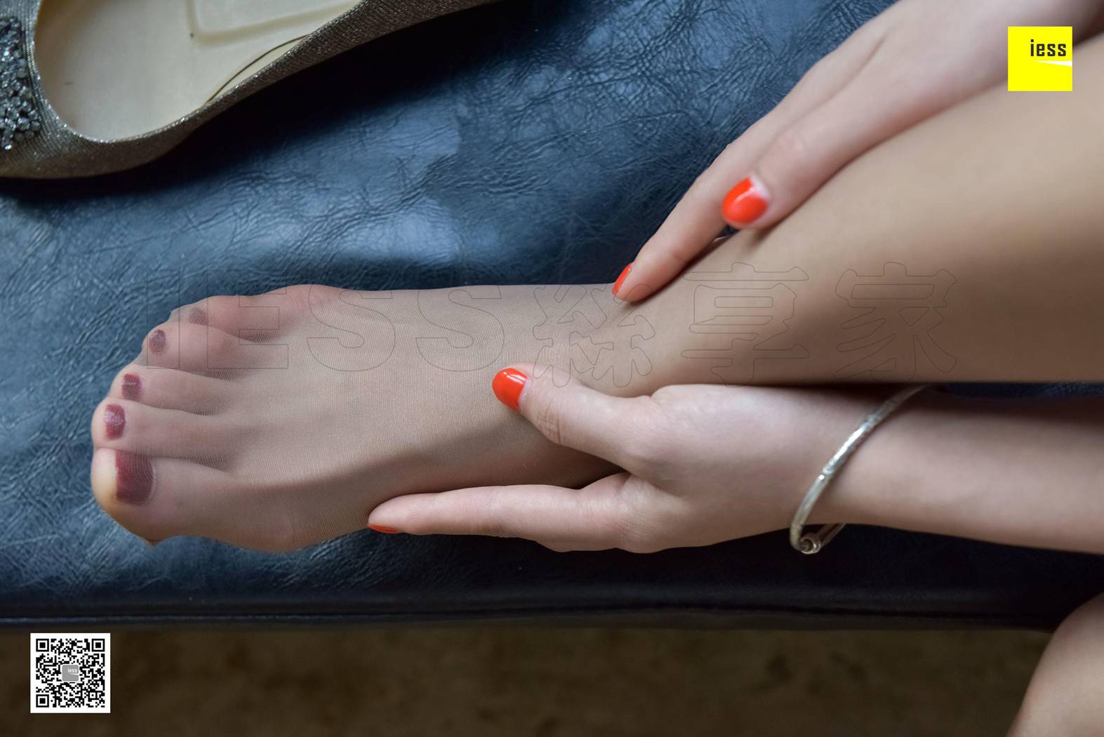 图片[21]-[IESS异思趣向] 2017.11.24 丝享家111：《大长腿咖啡丝平底鞋》七七 在线浏览 – 速更版-美库