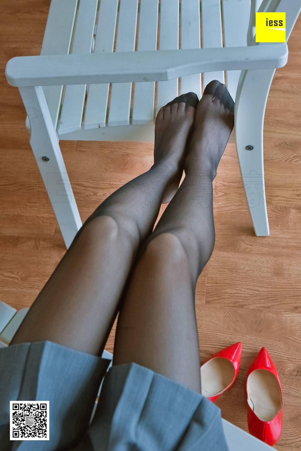 图片[19]-[IESS异思趣向] 2017.12.07 丝享家120：《脚尖加固的黑丝》君君 在线浏览 – 速更版-美库