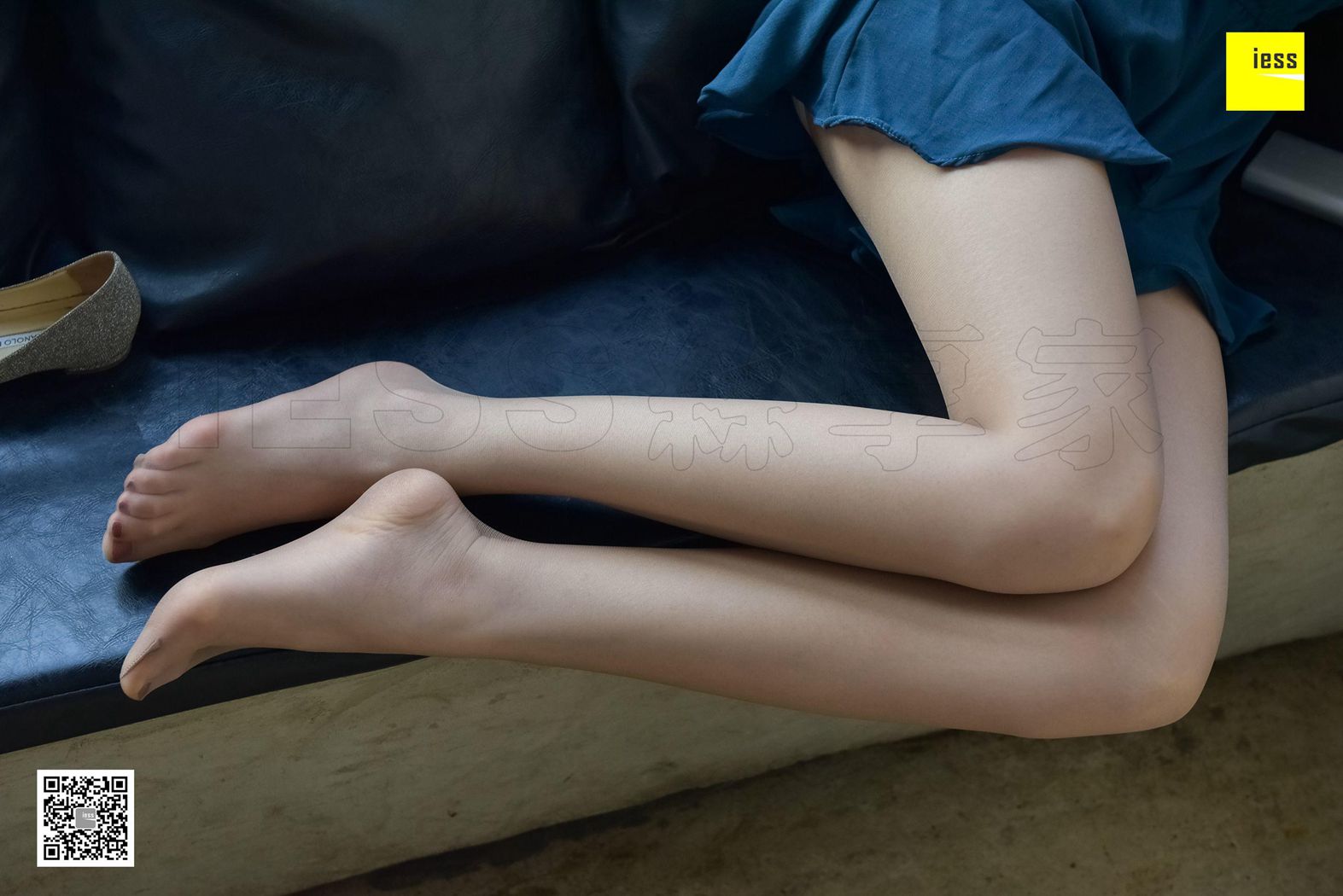 图片[3]-[IESS异思趣向] 2017.11.24 丝享家111：《大长腿咖啡丝平底鞋》七七 在线浏览 – 速更版-美库