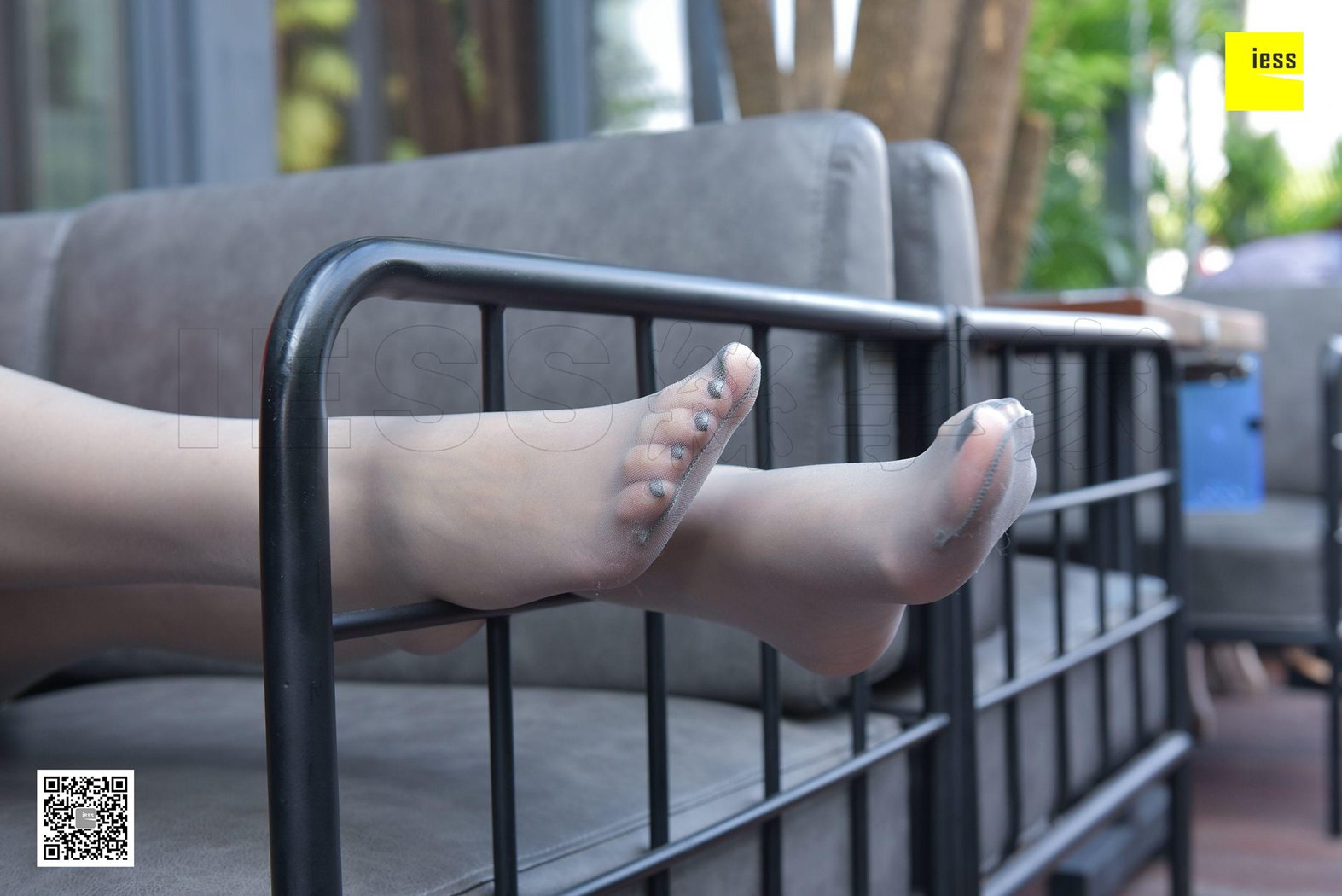 图片[6]-[IESS异思趣向] 2017.11.28 丝享家113：《鱼嘴漆皮高跟》紫紫 在线浏览 – 速更版-美库