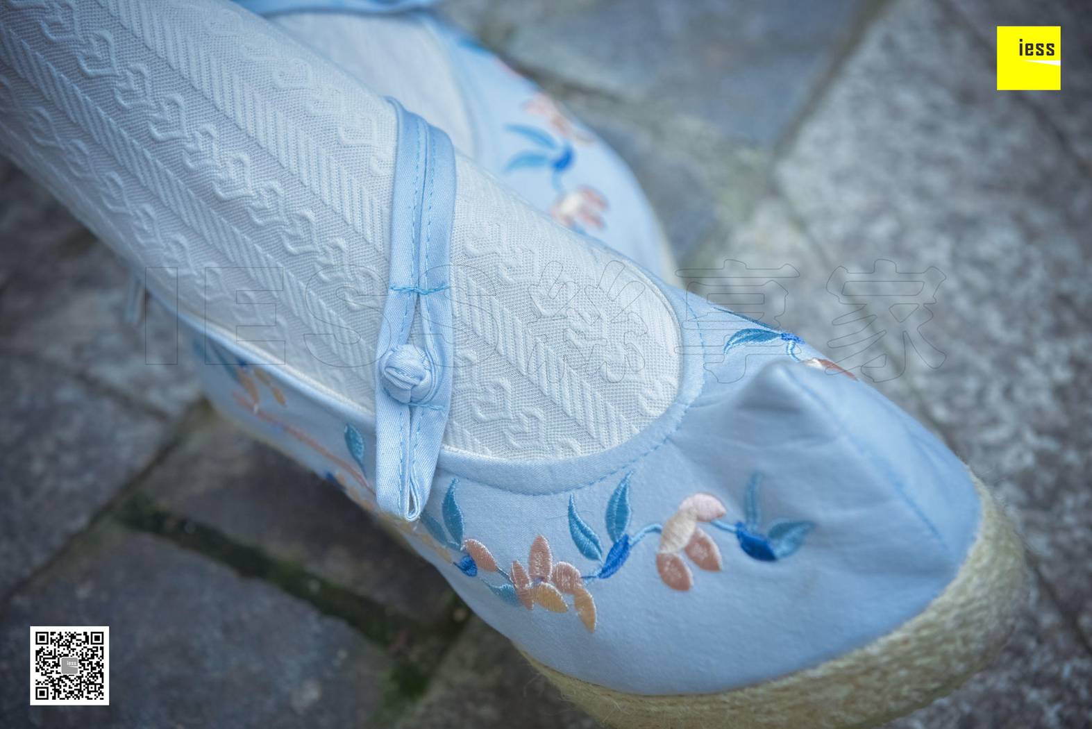 图片[65]-[IESS异思趣向] 2017.12.11 丝享家122：木木《汉服绣花鞋白色袜》 在线浏览 – 速更版-美库