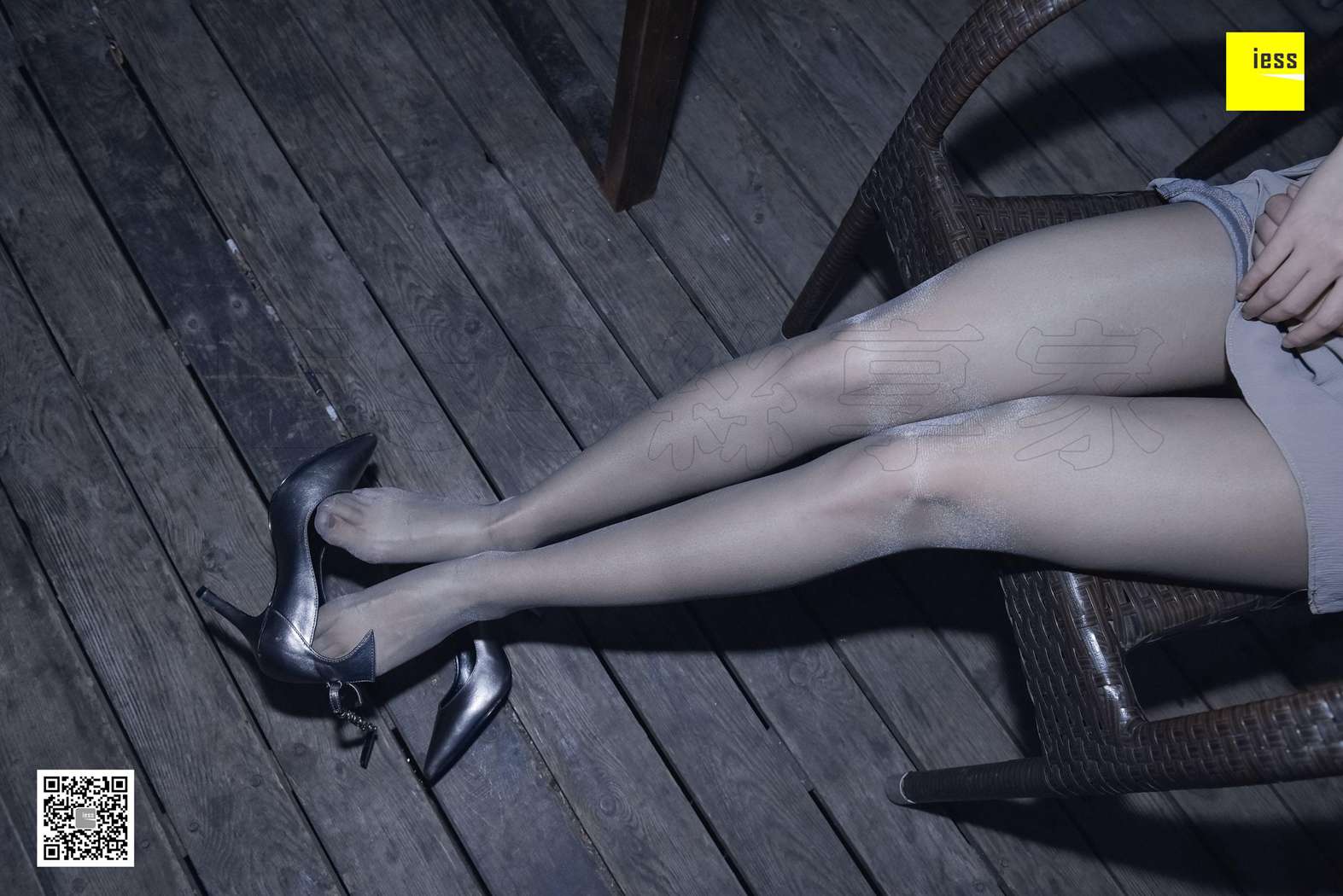 图片[27]-[IESS异思趣向] 2017.12.12 丝享家123：《闪光灯下的灰丝》晶晶 在线浏览 – 速更版-美库