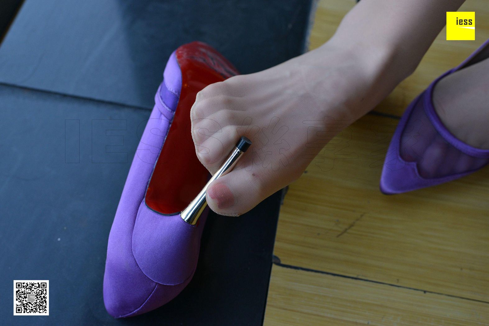 图片[16]-[IESS异思趣向] 2017.12.13 丝享家124：《无敌紫色透视高跟鞋》无名氏 在线浏览 – 速更版-美库