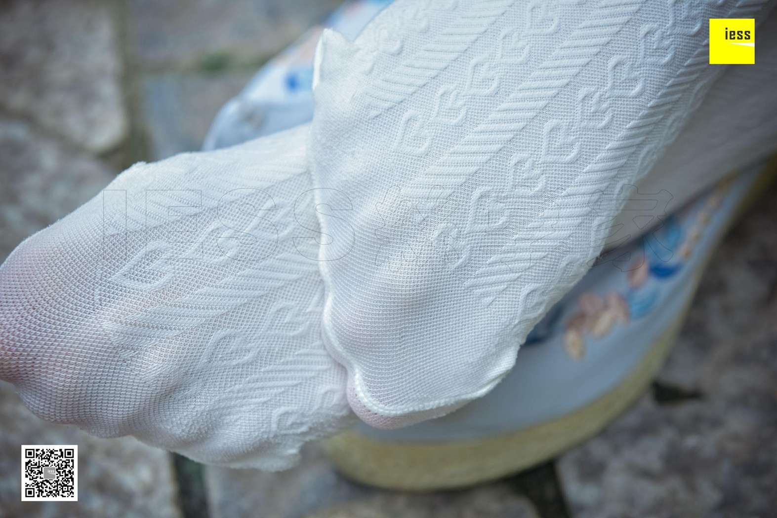 图片[21]-[IESS异思趣向] 2017.12.11 丝享家122：木木《汉服绣花鞋白色袜》 在线浏览 – 速更版-美库