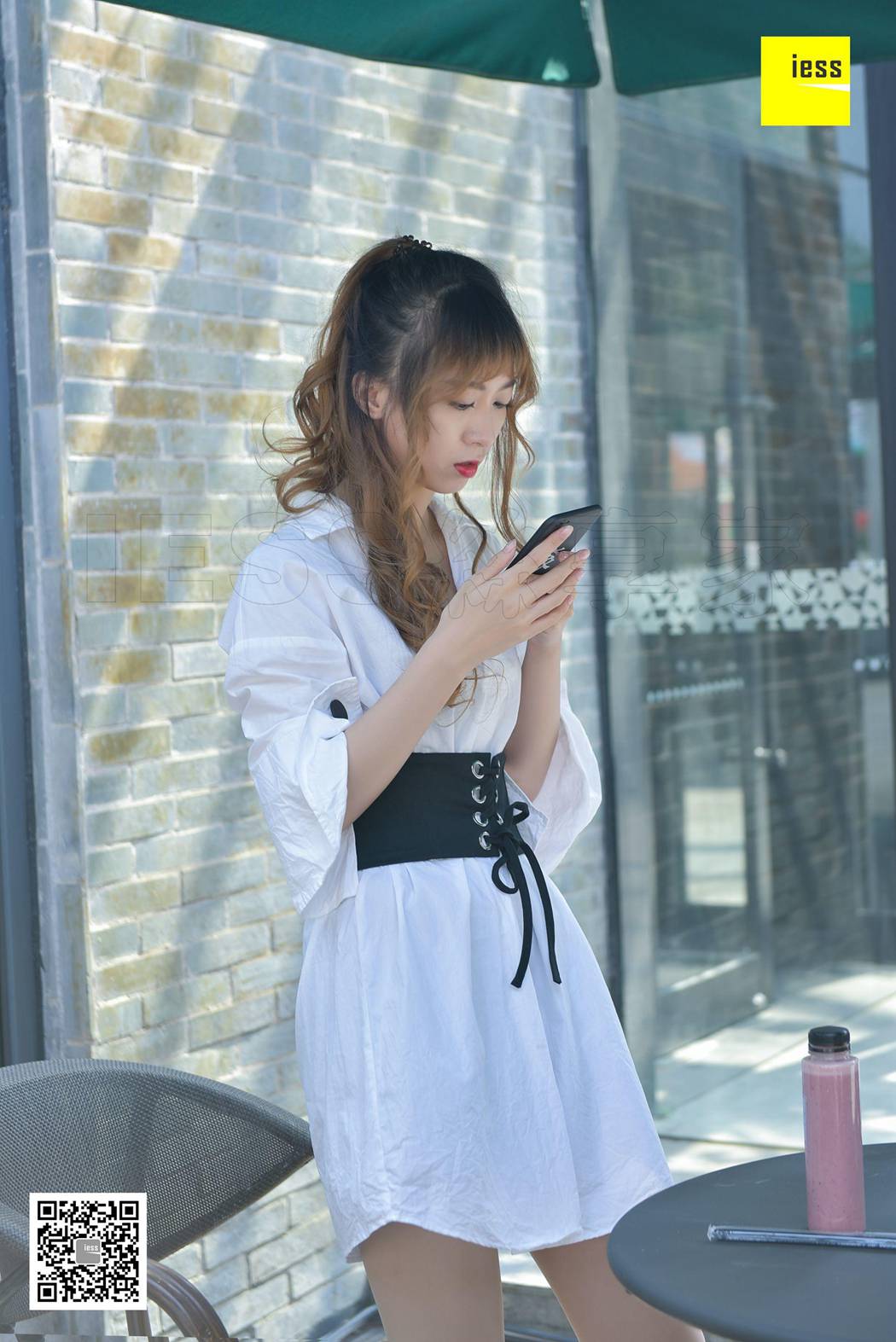 图片[93]-[IESS异思趣向] 2017.12.08 丝享家121：《阳光映在肉丝高跟上》紫紫 在线浏览 – 速更版-美库