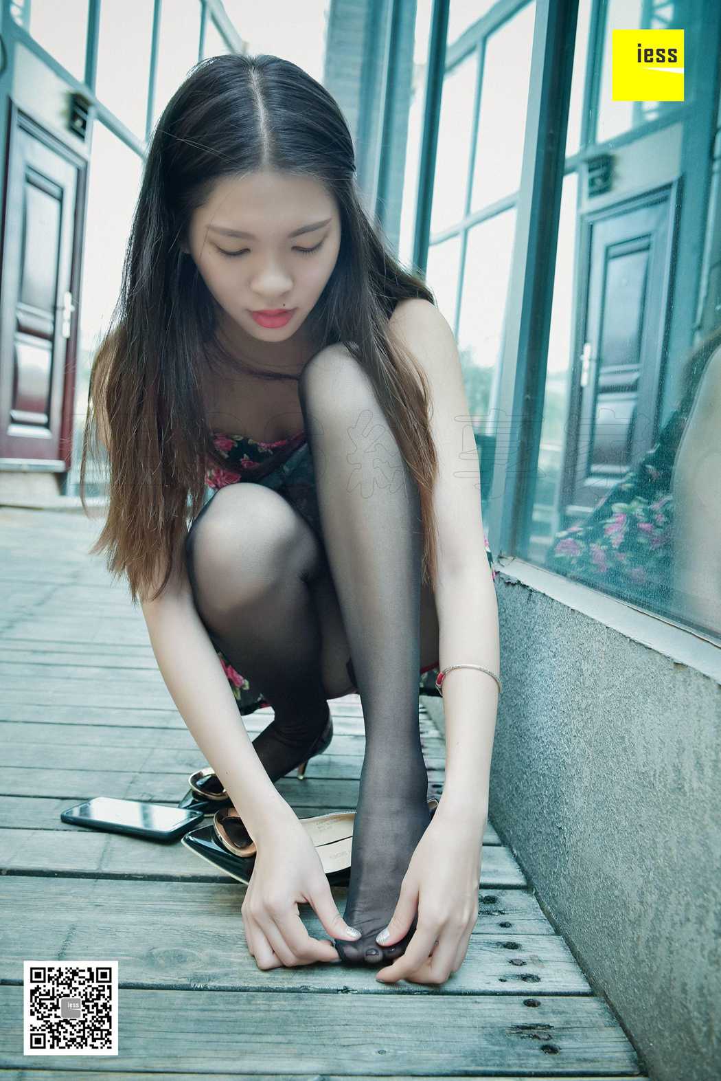 图片[74]-[IESS异思趣向] 2017.12.14 丝享家125：《小碎花与黑丝》七七 在线浏览 – 速更版-美库