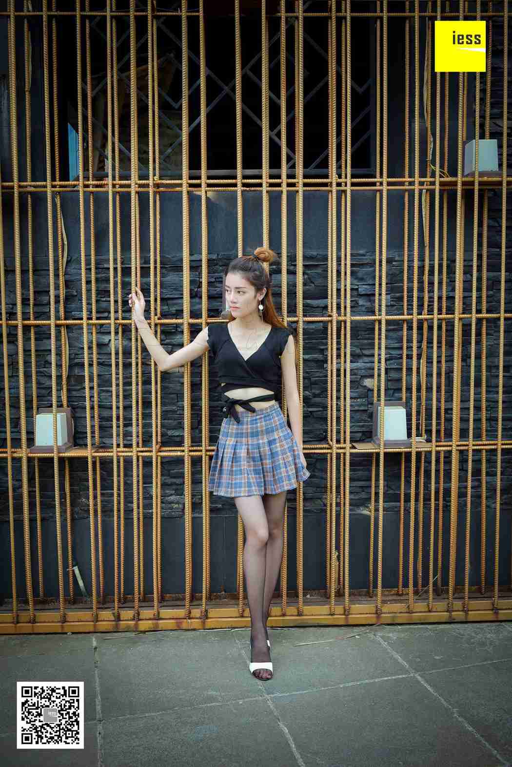 图片[77]-[IESS异思趣向] 2017.12.19 丝享家128：《露脐小短裙黑丝》晶晶 在线浏览 – 速更版-美库