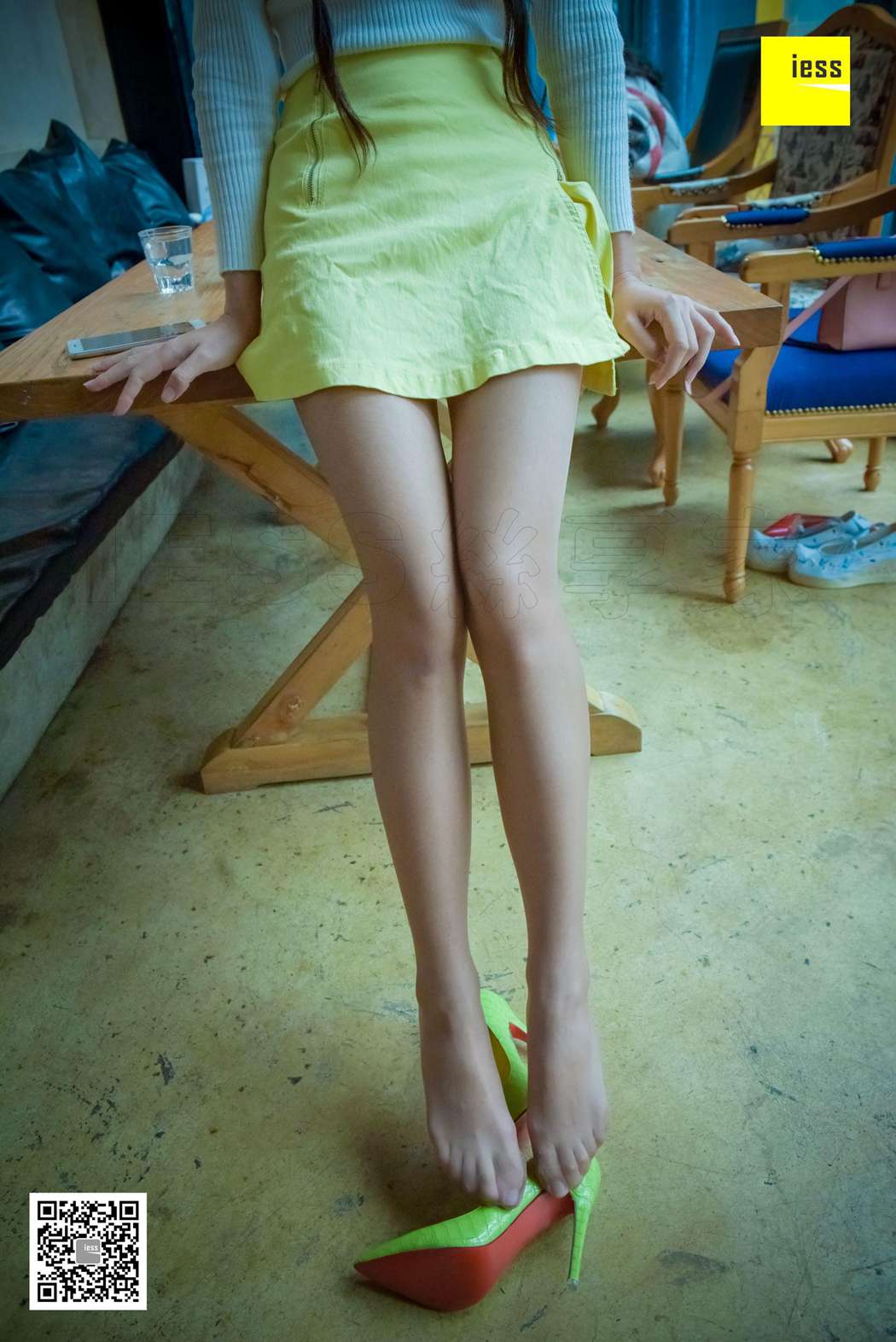 图片[15]-[IESS异思趣向] 2017.12.20 丝享家129：《木木的草木绿高跟》木木 在线浏览 – 速更版-美库