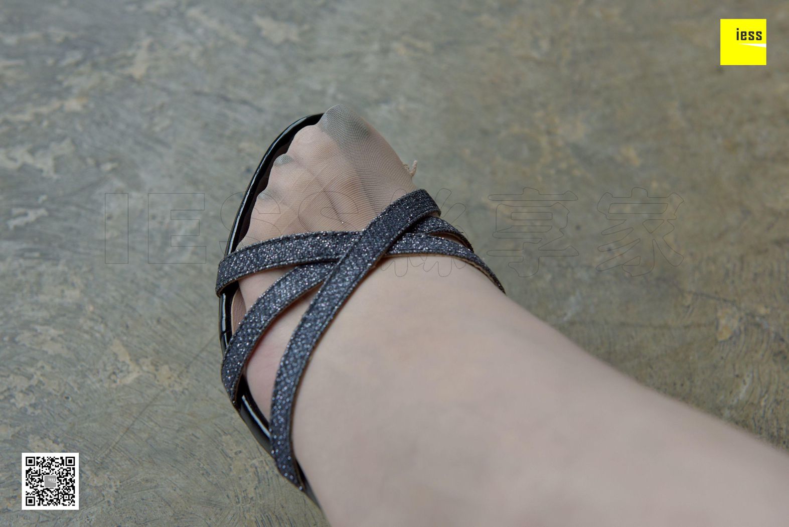 图片[75]-[IESS异思趣向] 2018.01.03 丝享家140：《透白美腿凉鞋肉丝》紫紫 在线浏览 – 速更版-美库