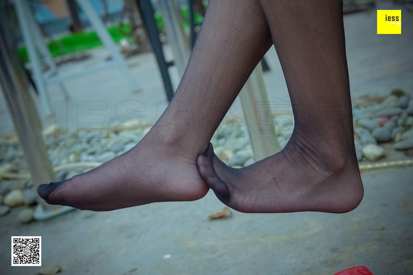 图片[3]-[IESS异思趣向] 2018.01.03 丝享家139：《脚尖加固黑丝》木木 在线浏览 – 速更版-美库