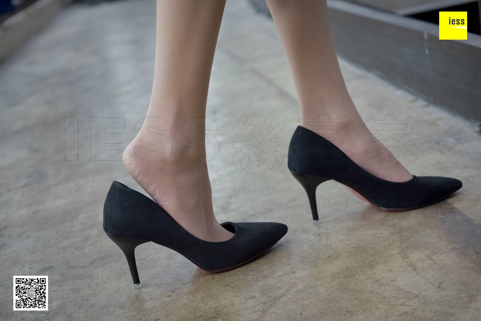 图片[13]-[IESS异思趣向] 2018.01.07 丝享家142：《软妹肉丝小细腿》新模 在线浏览 – 速更版-美库