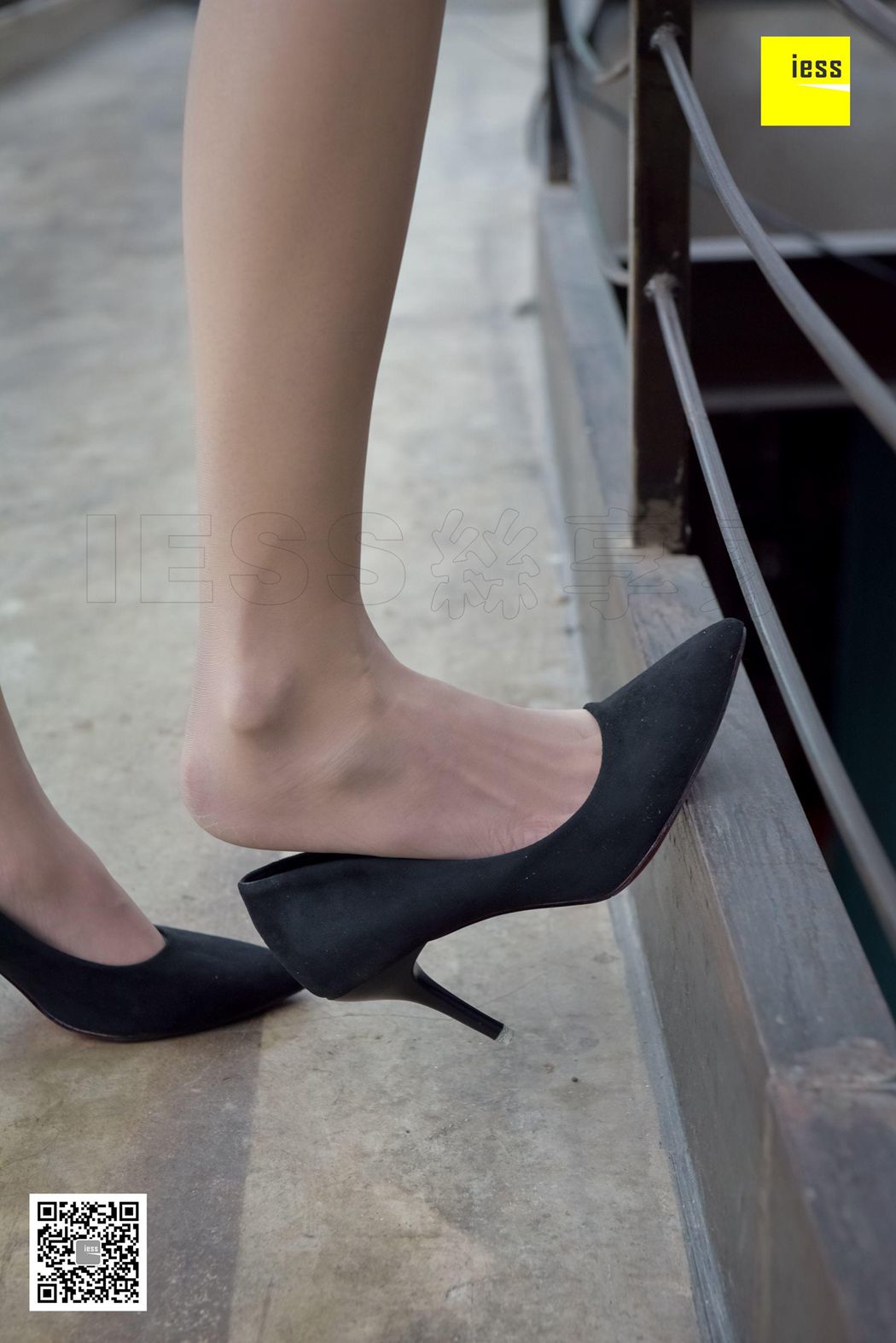 图片[65]-[IESS异思趣向] 2018.01.07 丝享家142：《软妹肉丝小细腿》新模 在线浏览 – 速更版-美库