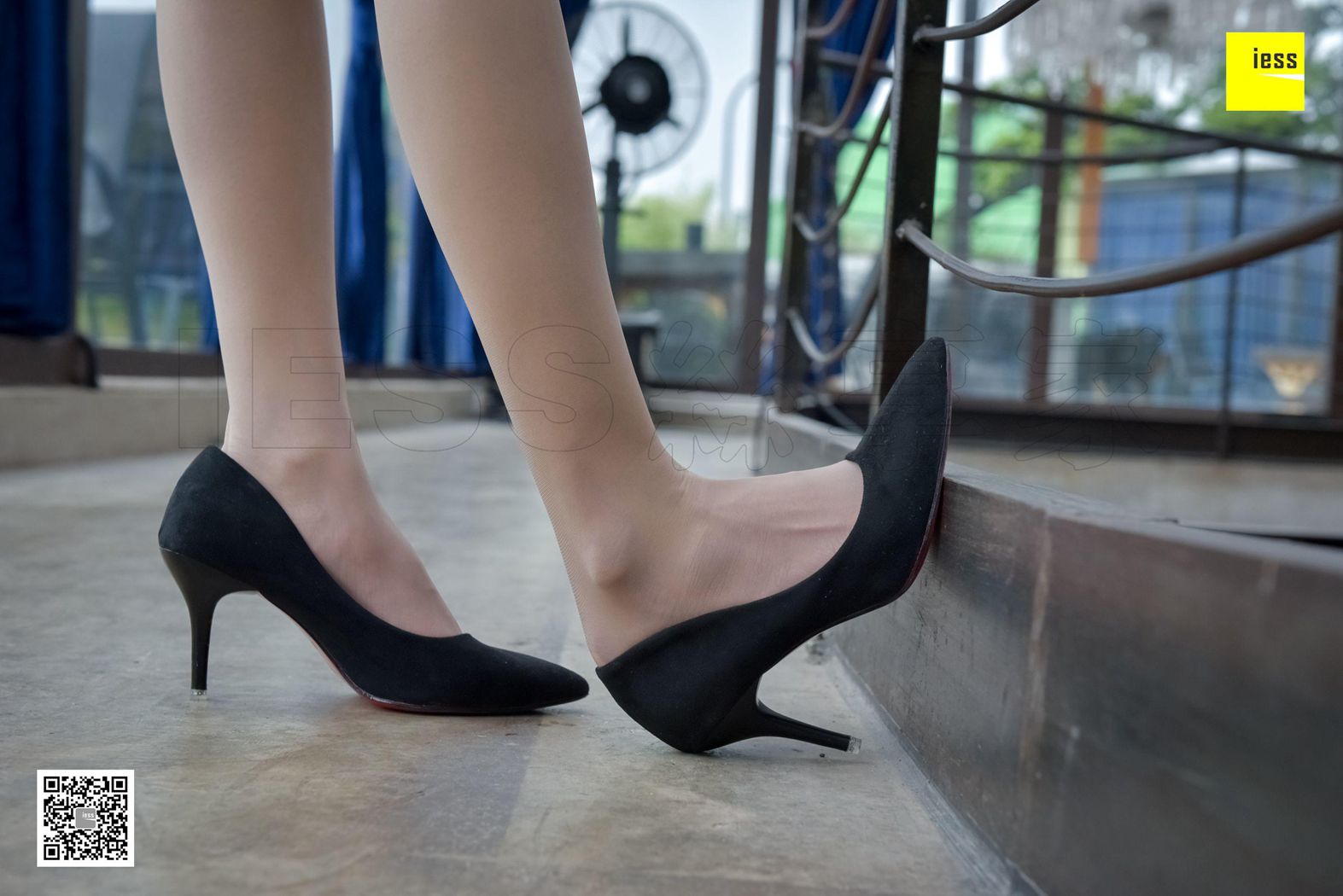 图片[58]-[IESS异思趣向] 2018.01.07 丝享家142：《软妹肉丝小细腿》新模 在线浏览 – 速更版-美库