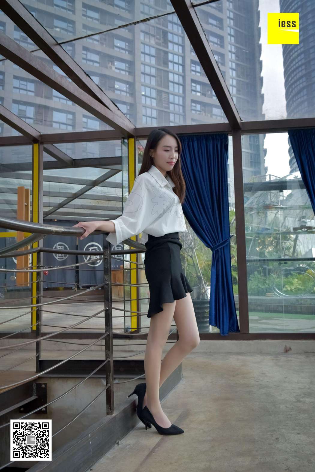 图片[33]-[IESS异思趣向] 2018.01.07 丝享家142：《软妹肉丝小细腿》新模 在线浏览 – 速更版-美库