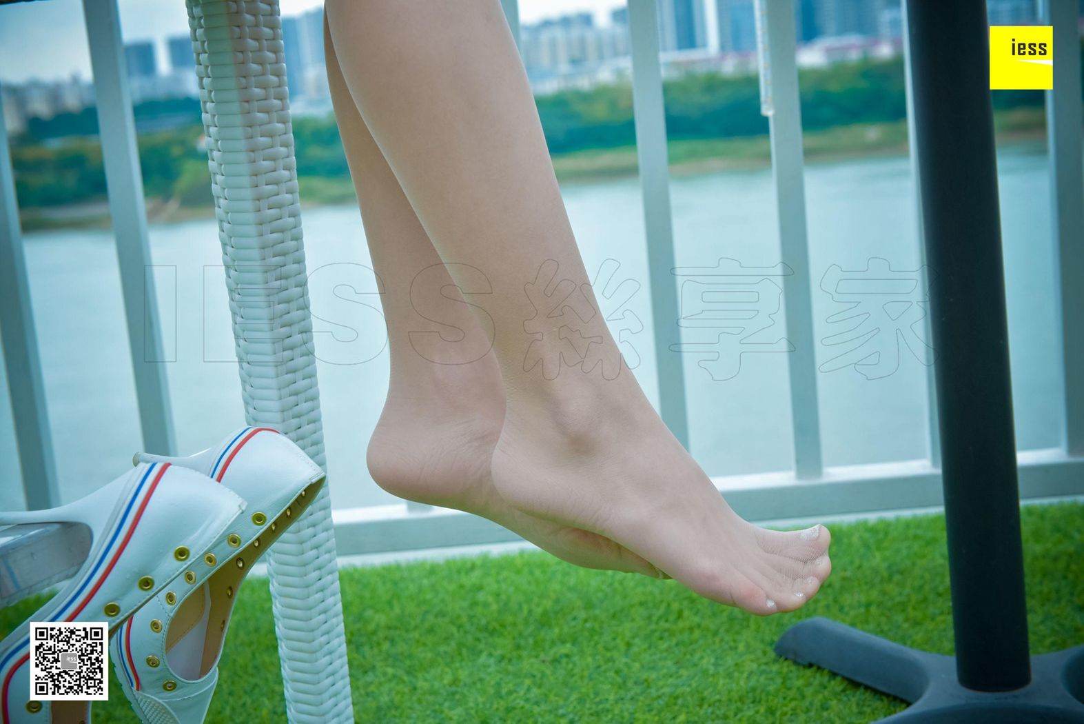 图片[24]-[IESS异思趣向] 2018.01.11 丝享家145：君君《运动风高跟肉丝》 在线浏览 – 速更版-美库