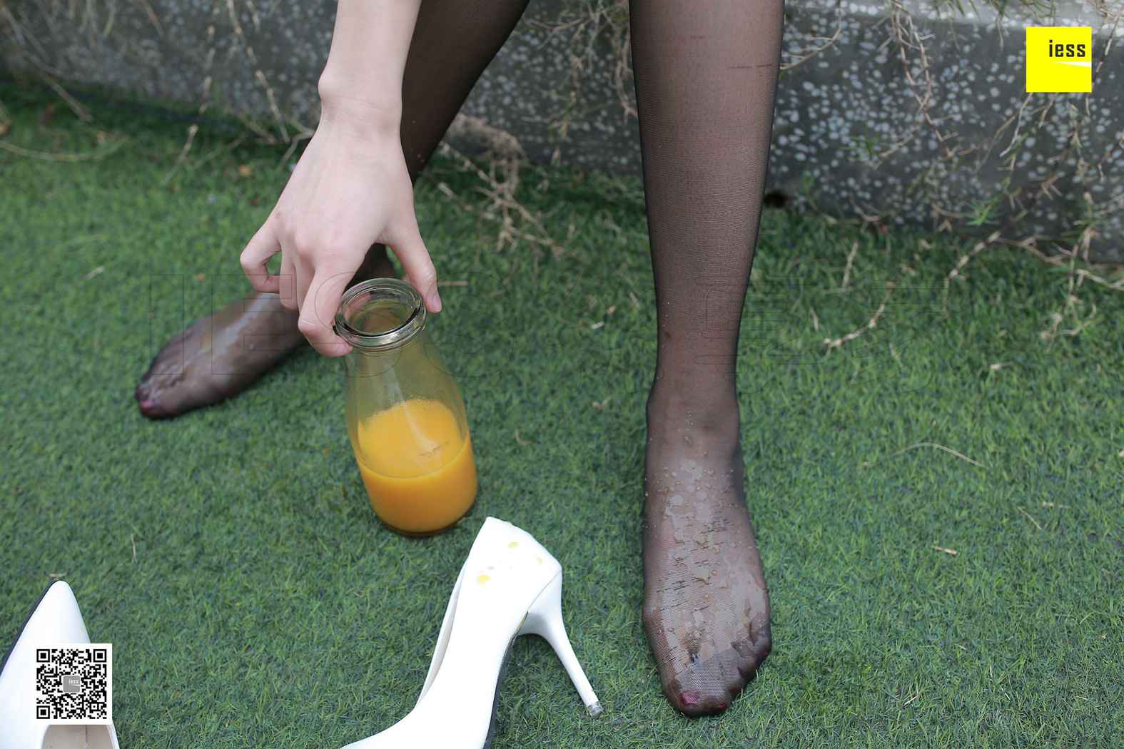 图片[46]-[IESS异思趣向] 2018.01.08 丝享家143：《美女请给我来杯橙汁》晶晶 在线浏览 – 速更版-美库