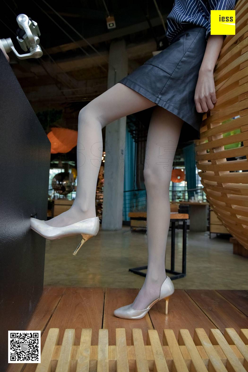 图片[59]-[IESS异思趣向] 2018.01.16 丝享家149：《超直铅笔腿灰丝》永英 在线浏览 – 速更版-美库