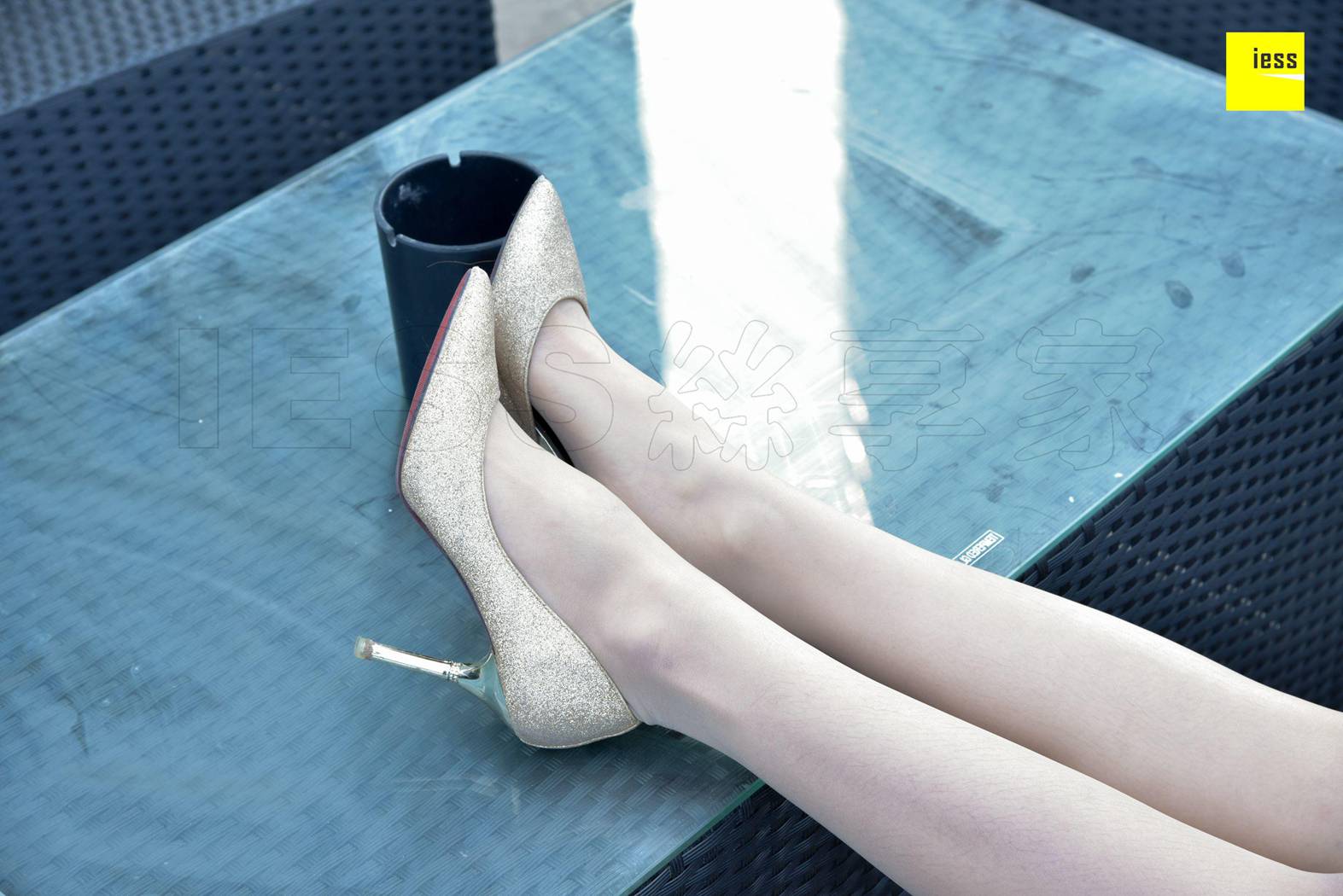 图片[48]-[IESS异思趣向] 2018.01.24 丝享家154：《高跟闪闪惹人爱》来来 在线浏览 – 速更版-美库