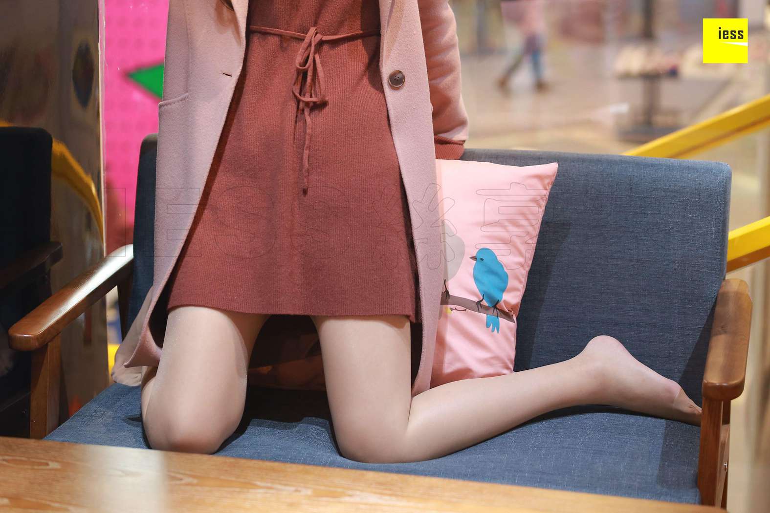 图片[47]-[IESS异思趣向] 2018.01.22 丝享家152：《大长腿的无暇美足》紫紫 在线浏览 – 速更版-美库