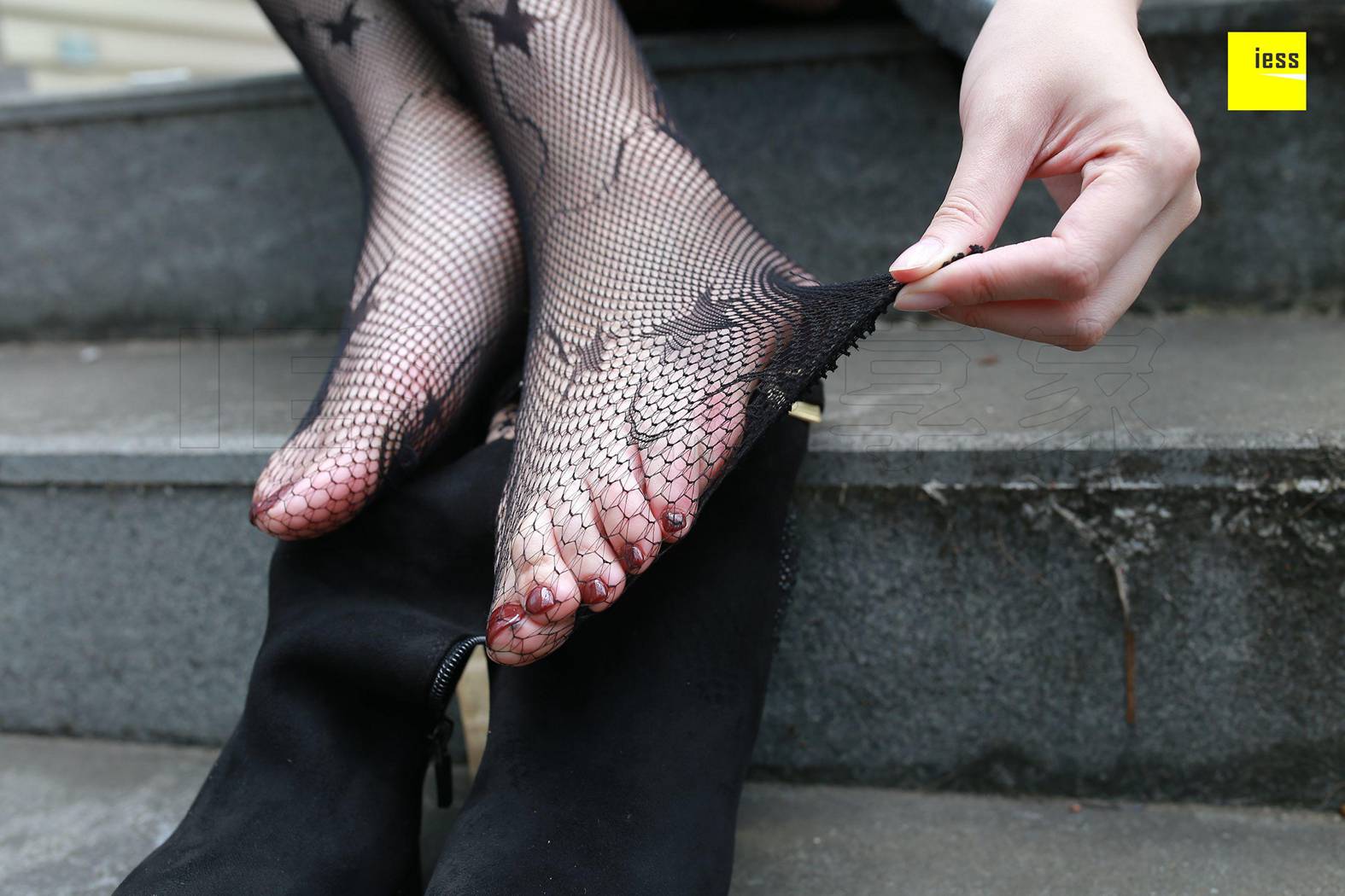 图片[86]-[IESS异思趣向] 2018.01.29 丝享家158：《星星网袜与短靴》紫紫 在线浏览 – 速更版-美库