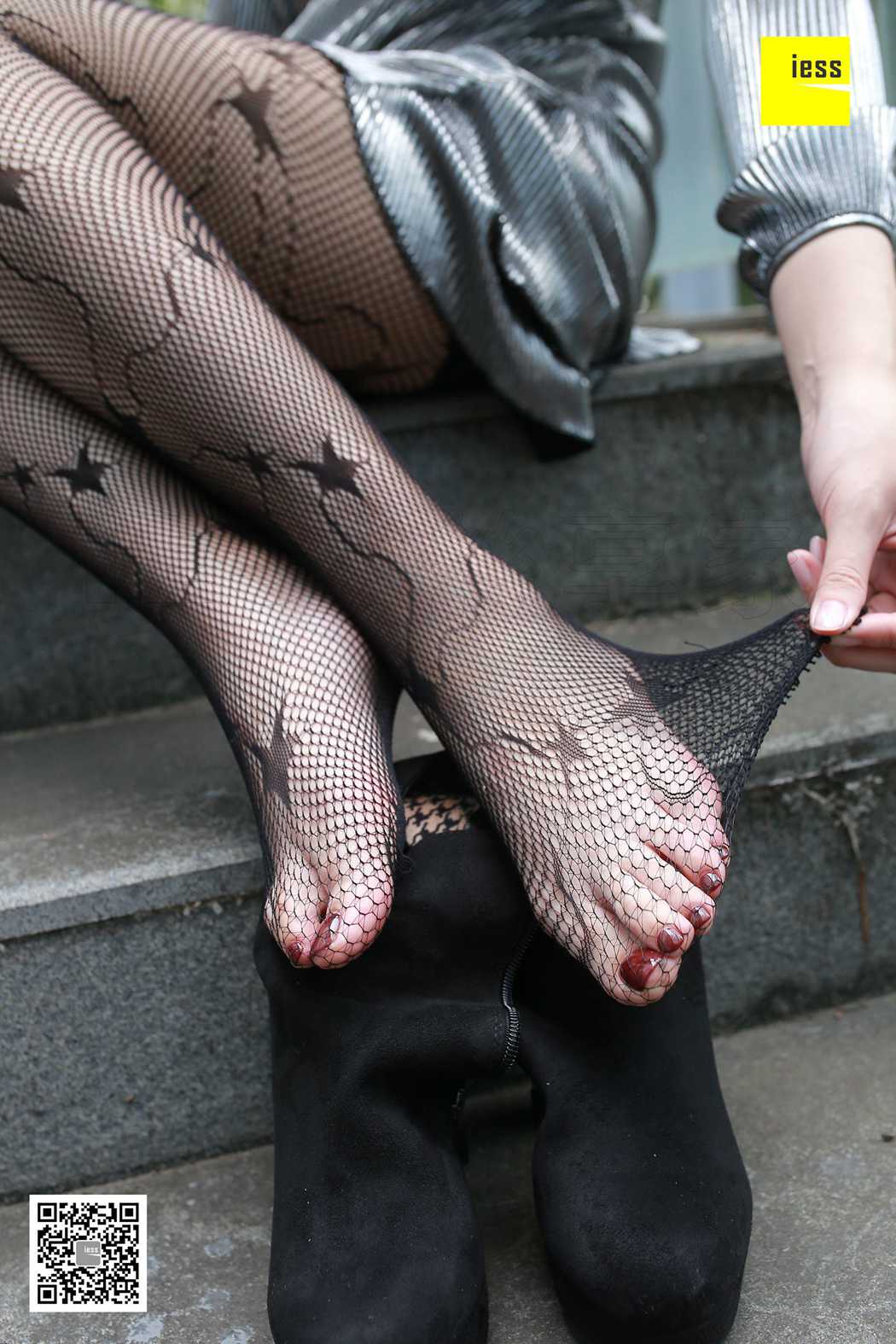 图片[33]-[IESS异思趣向] 2018.01.29 丝享家158：《星星网袜与短靴》紫紫 在线浏览 – 速更版-美库