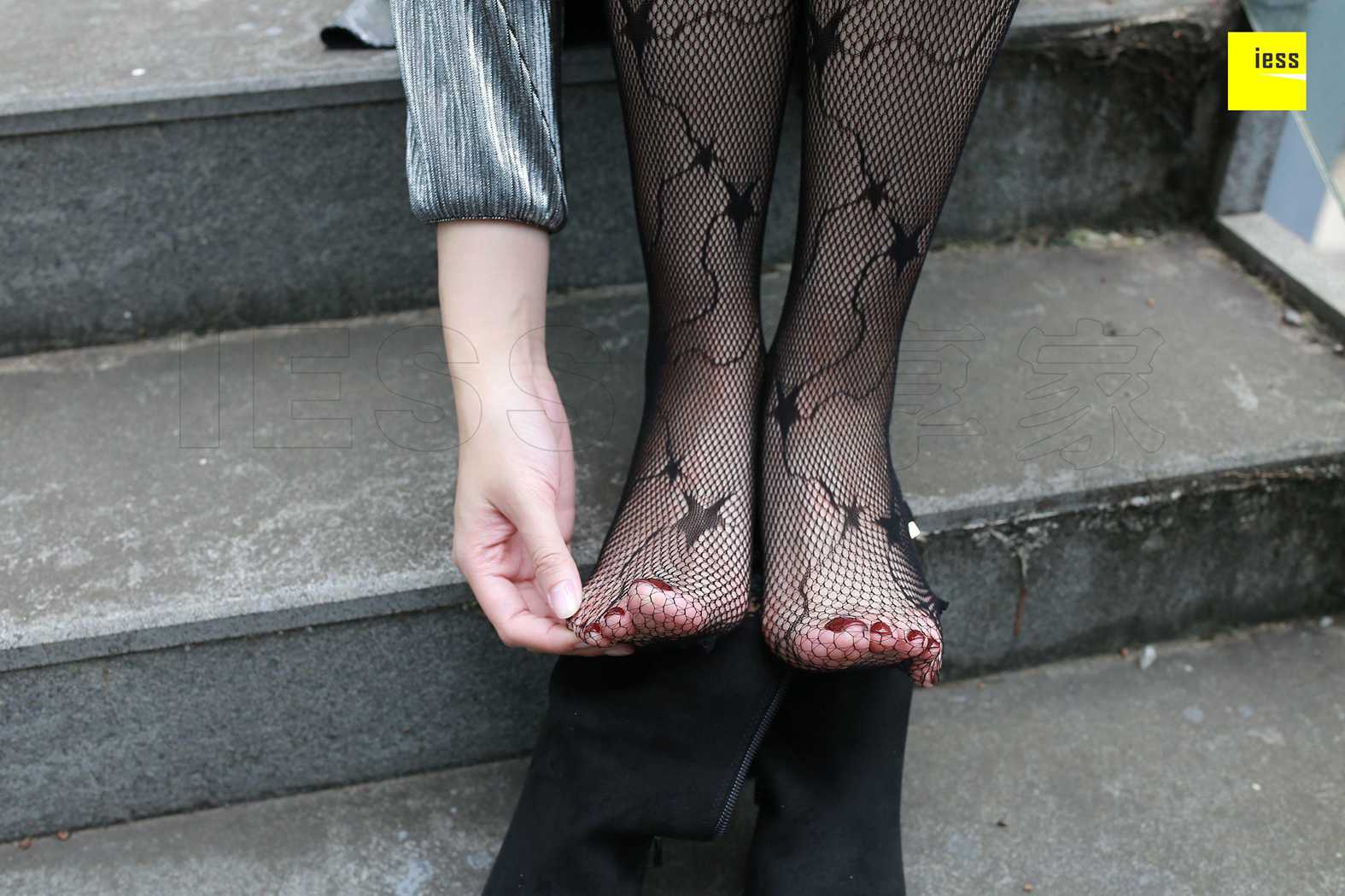 图片[87]-[IESS异思趣向] 2018.01.29 丝享家158：《星星网袜与短靴》紫紫 在线浏览 – 速更版-美库