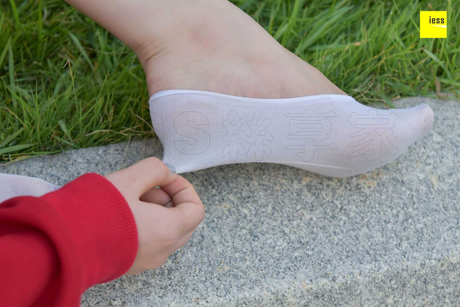 图片[22]-[IESS异思趣向] 2018.01.31 丝享家159：《卫衣与白色船袜》七七 在线浏览 – 速更版-美库