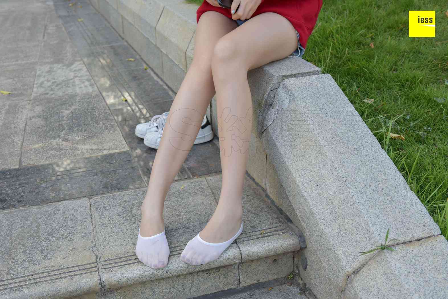 图片[99]-[IESS异思趣向] 2018.01.31 丝享家159：《卫衣与白色船袜》七七 在线浏览 – 速更版-美库