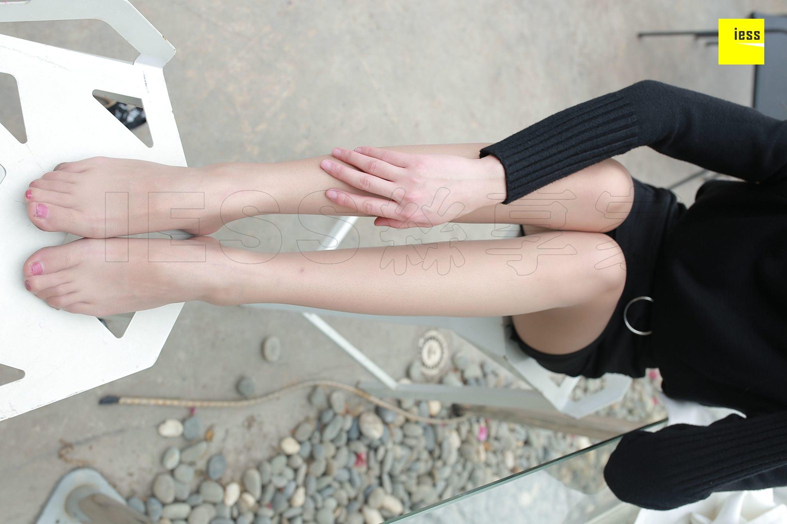 图片[67]-[IESS异思趣向] 2018.01.25 丝享家155：《穿白色西装的美女》晶晶 在线浏览 – 速更版-美库