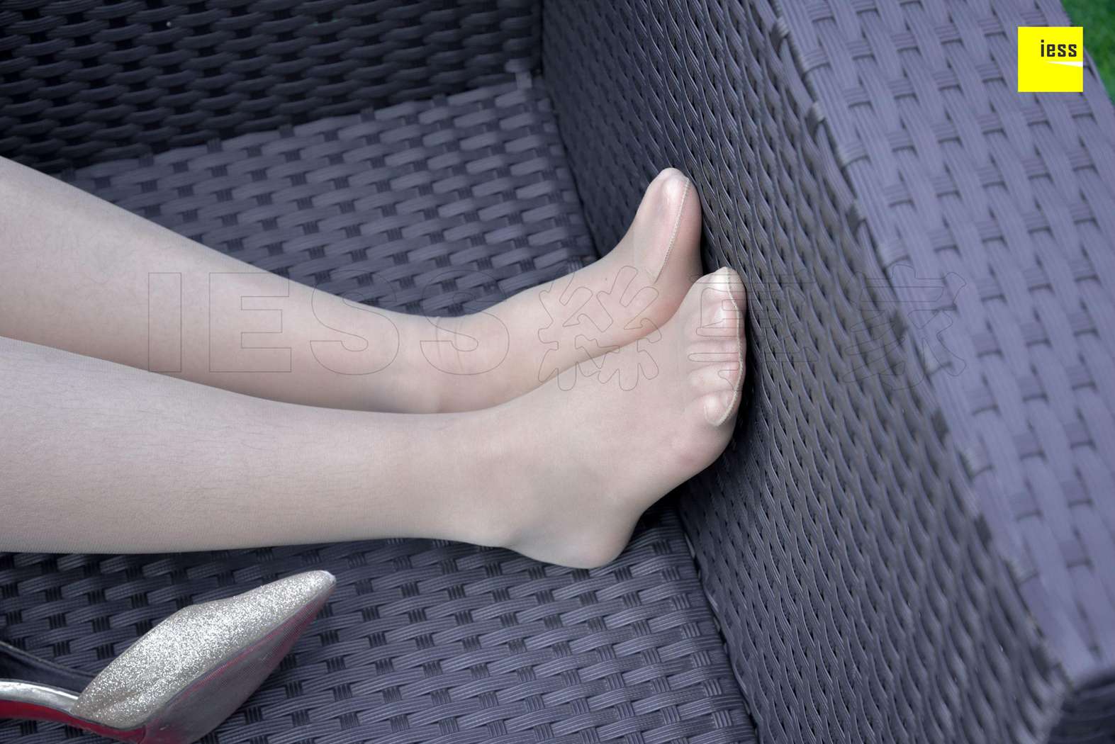 图片[44]-[IESS异思趣向] 2018.01.24 丝享家154：《高跟闪闪惹人爱》来来 在线浏览 – 速更版-美库