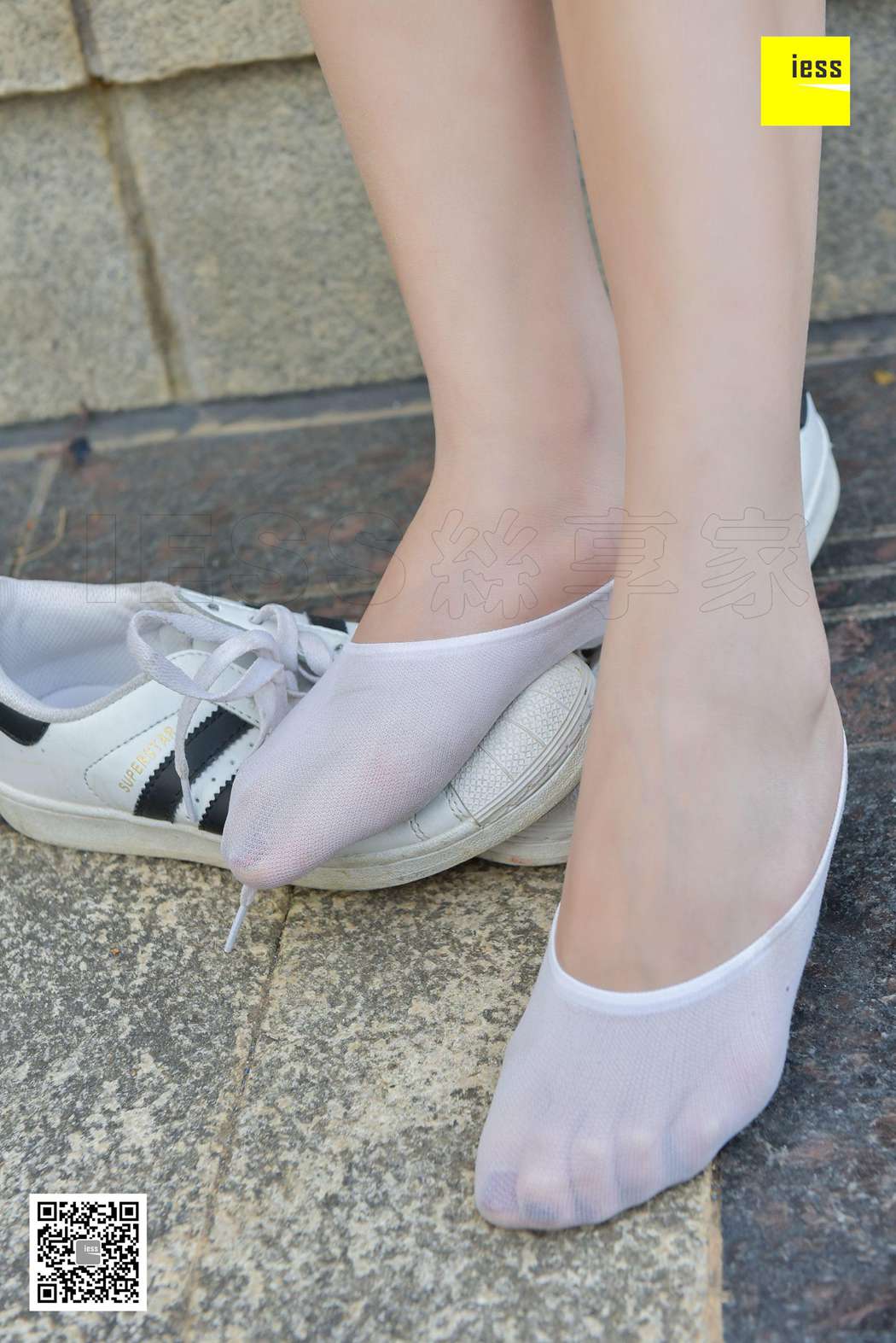 图片[10]-[IESS异思趣向] 2018.01.31 丝享家159：《卫衣与白色船袜》七七 在线浏览 – 速更版-美库