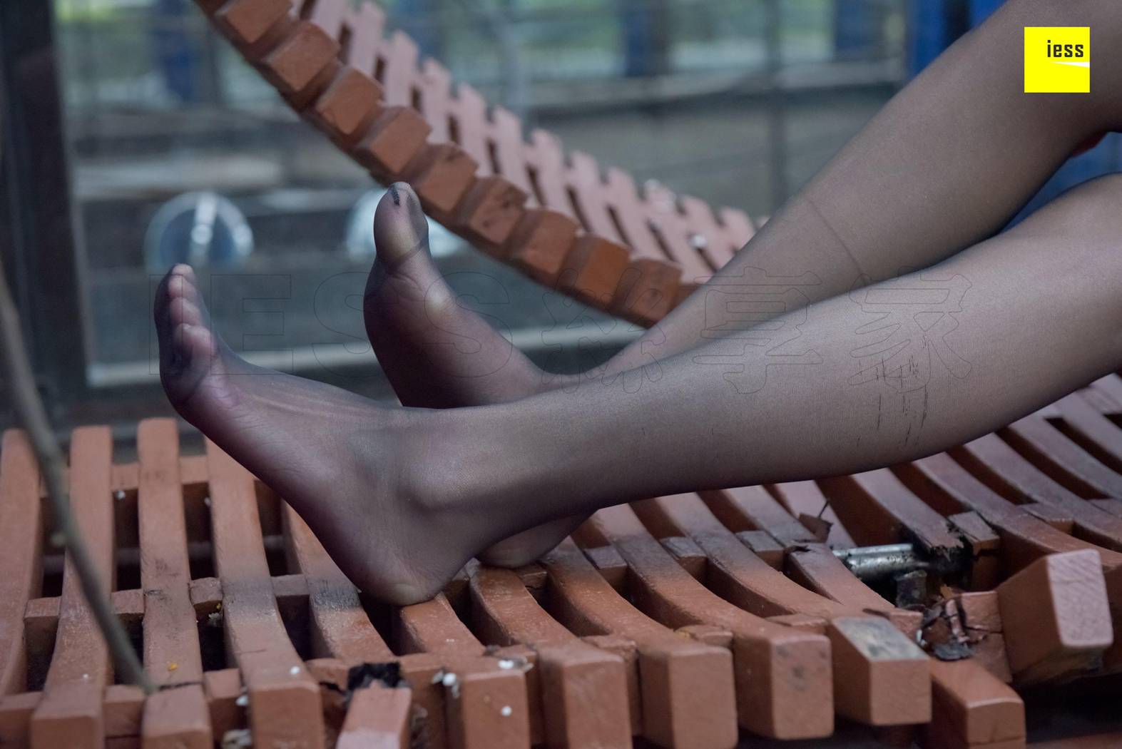 图片[27]-[IESS异思趣向] 2018.02.01 丝享家160：《雨后的黑丝》永英 在线浏览 – 速更版-美库