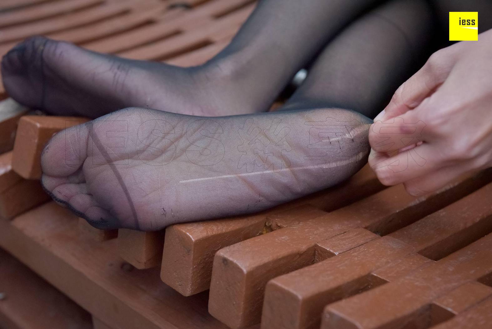 图片[44]-[IESS异思趣向] 2018.02.01 丝享家160：《雨后的黑丝》永英 在线浏览 – 速更版-美库