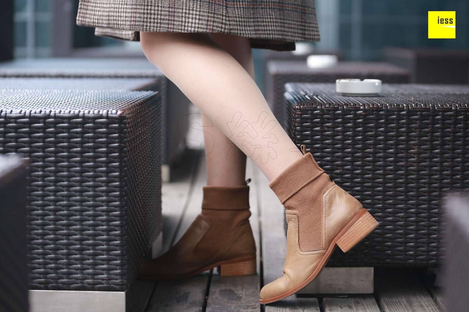 图片[100]-[IESS异思趣向] 2018.02.13 丝享家168：紫紫《霸气短靴肉丝》 在线浏览 – 速更版-美库