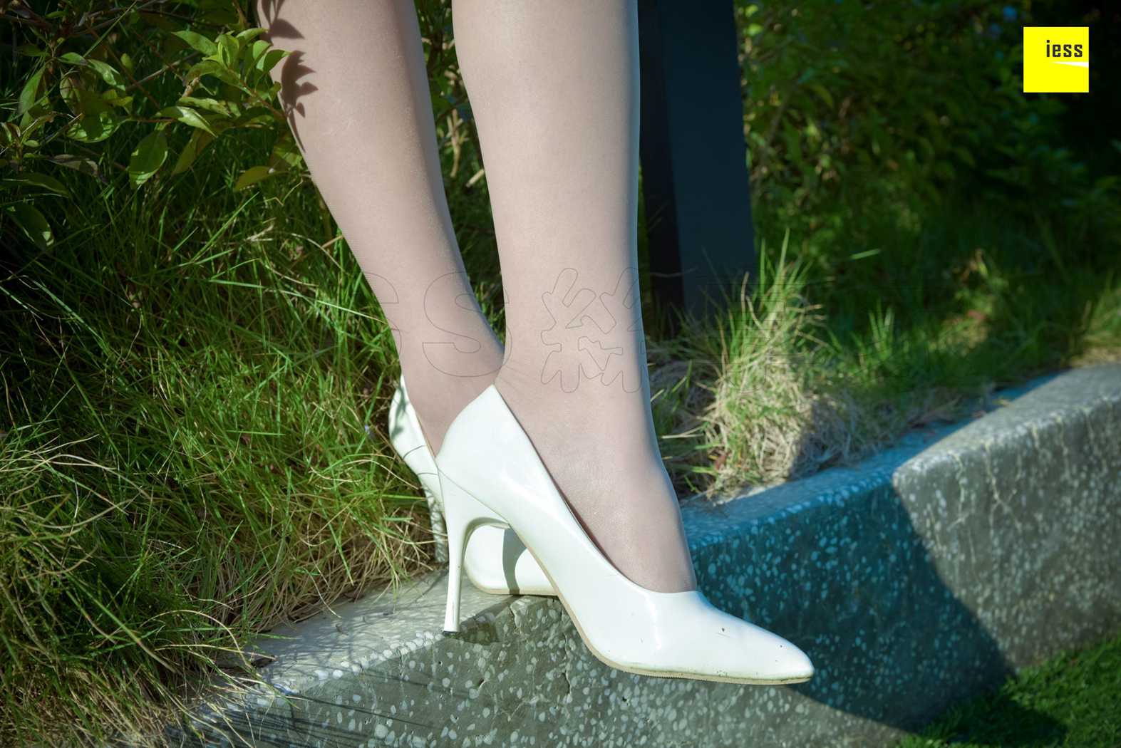 图片[23]-[IESS异思趣向] 2018.02.17 丝享家170：《清新粉色短裙肉丝》佳桢 在线浏览 – 速更版-美库