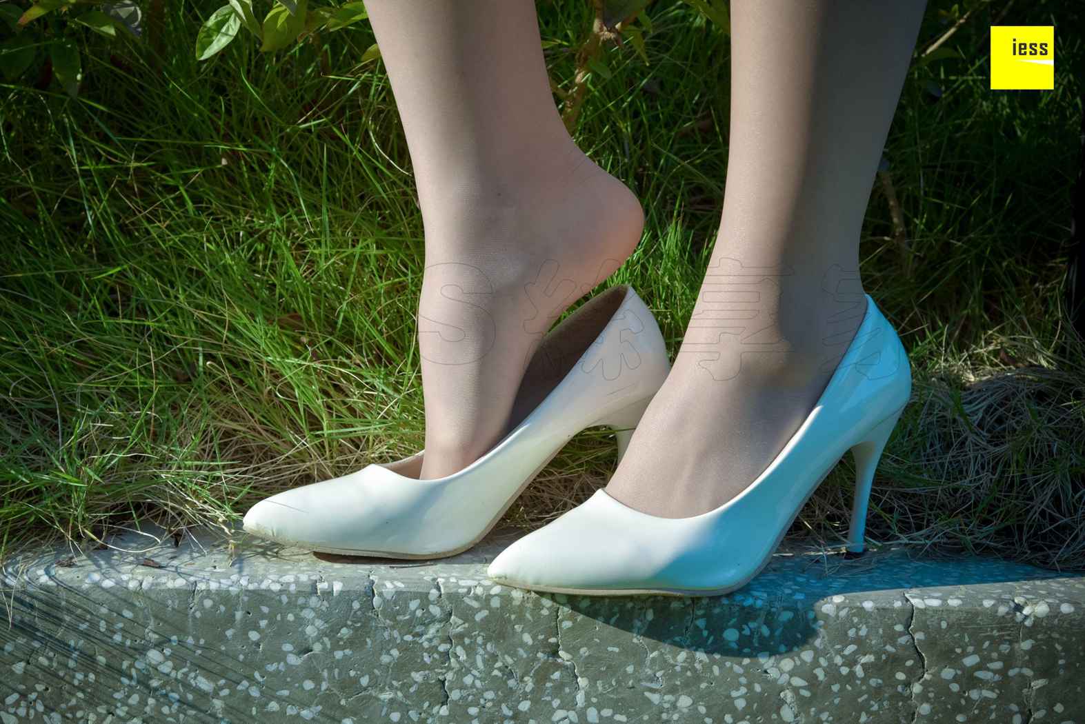 图片[75]-[IESS异思趣向] 2018.02.17 丝享家170：《清新粉色短裙肉丝》佳桢 在线浏览 – 速更版-美库