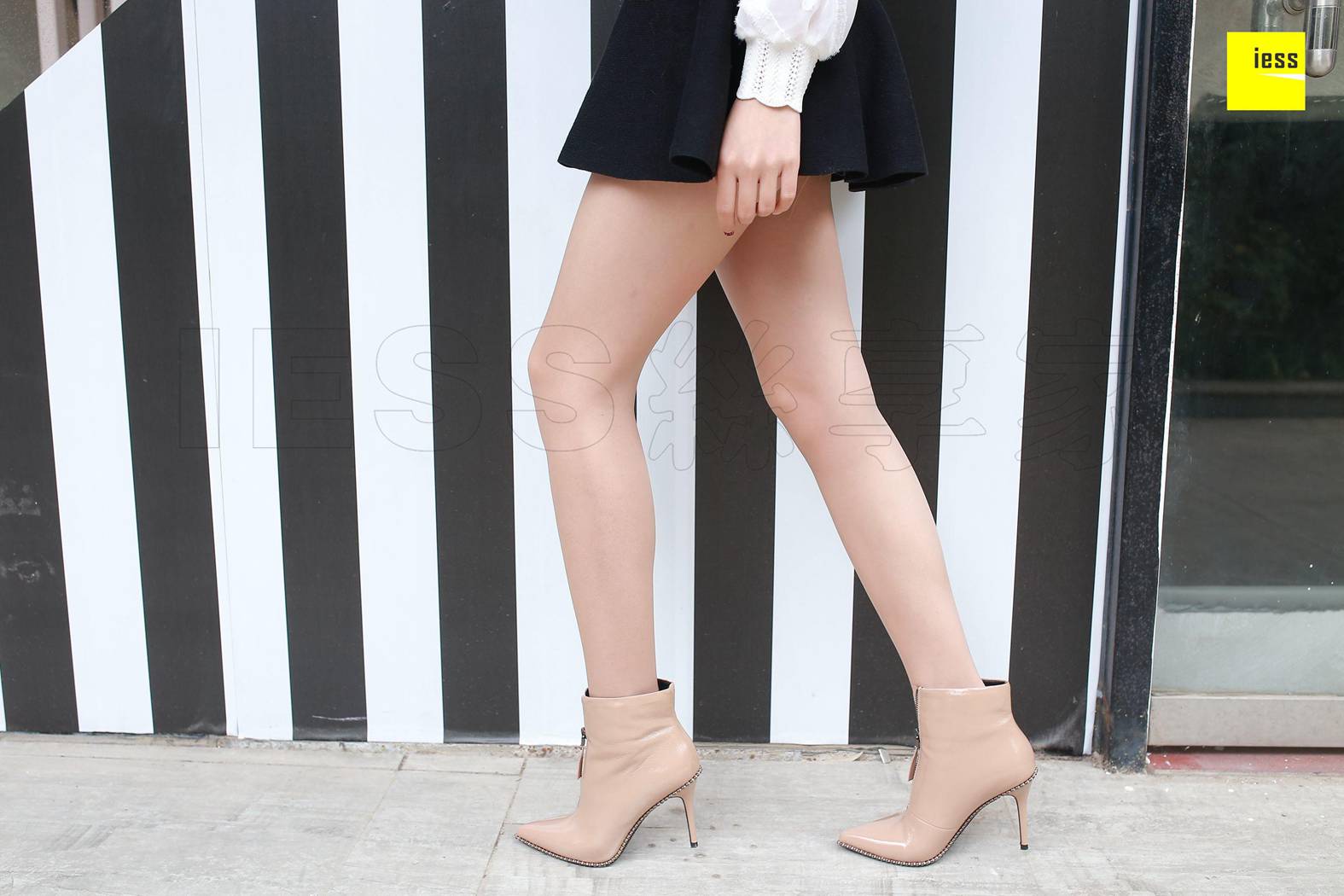 图片[16]-[IESS异思趣向] 2018.02.05 丝享家162：《裸色漆皮短靴》七七 在线浏览 – 速更版-美库