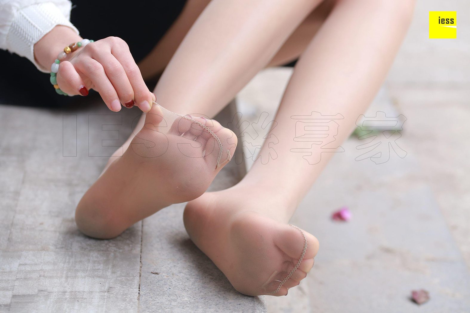 图片[79]-[IESS异思趣向] 2018.02.05 丝享家162：《裸色漆皮短靴》七七 在线浏览 – 速更版-美库