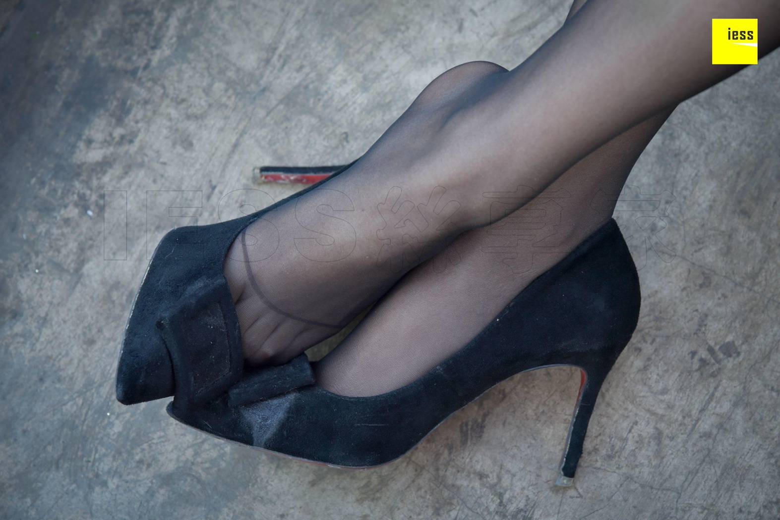 图片[29]-[IESS异思趣向] 2018.02.21 丝享家174：《连衣裙性感黑丝》来来 在线浏览 – 速更版-美库