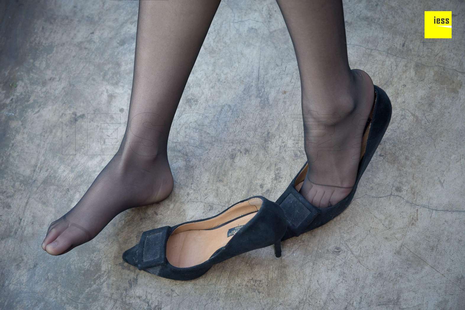 图片[93]-[IESS异思趣向] 2018.02.21 丝享家174：《连衣裙性感黑丝》来来 在线浏览 – 速更版-美库