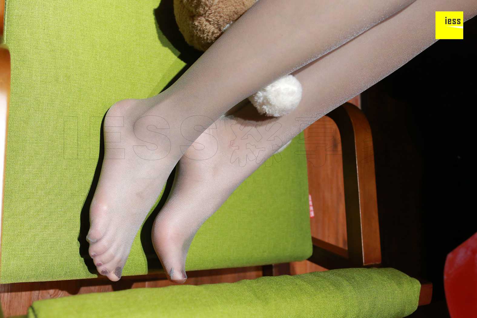 图片[88]-[IESS异思趣向] 2018.03.07 丝享家184：《细腻质感灰丝》七七 在线浏览 – 速更版-美库