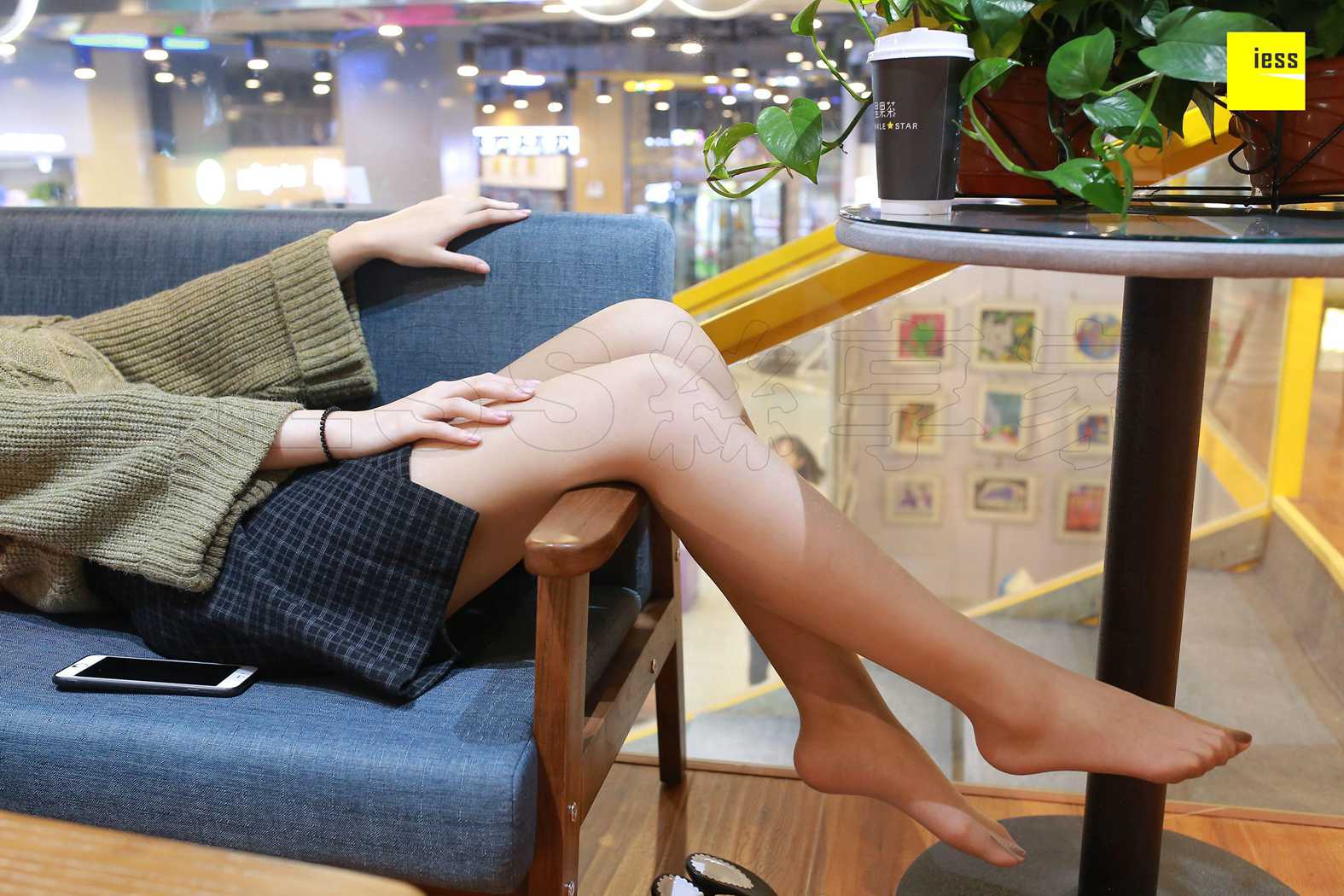 图片[7]-[IESS异思趣向] 2018.03.20 丝享家193：《绝美长腿咖啡丝》紫紫 在线浏览 – 速更版-美库
