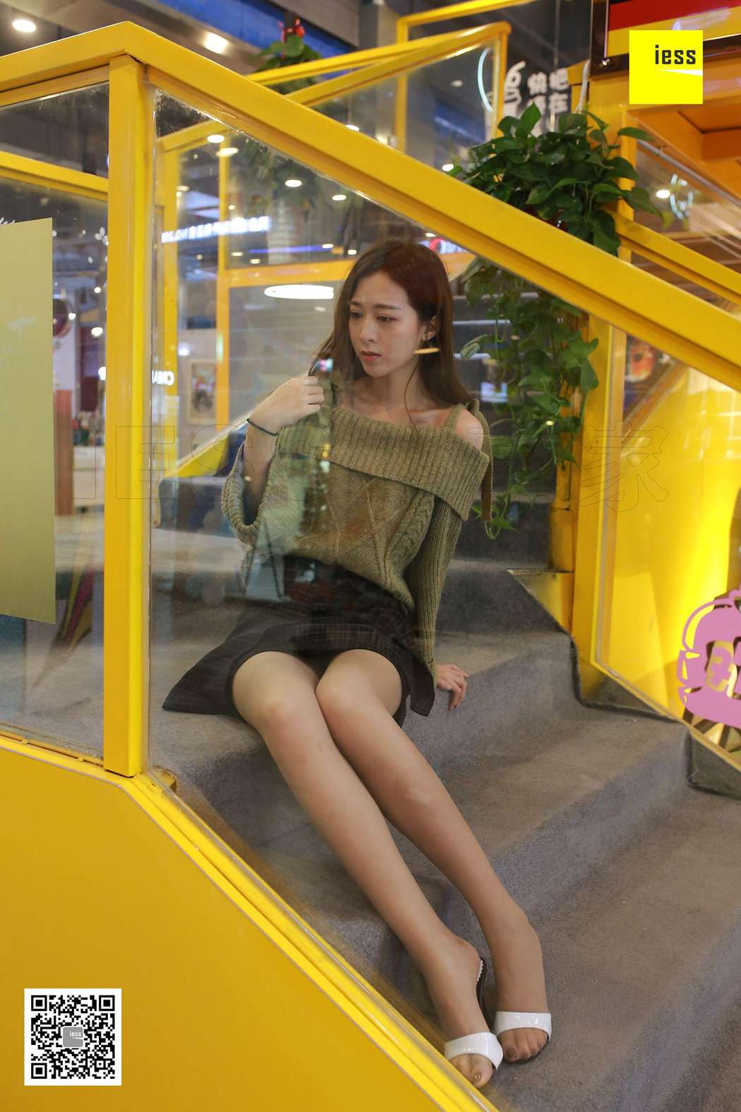 图片[88]-[IESS异思趣向] 2018.03.20 丝享家193：《绝美长腿咖啡丝》紫紫 在线浏览 – 速更版-美库