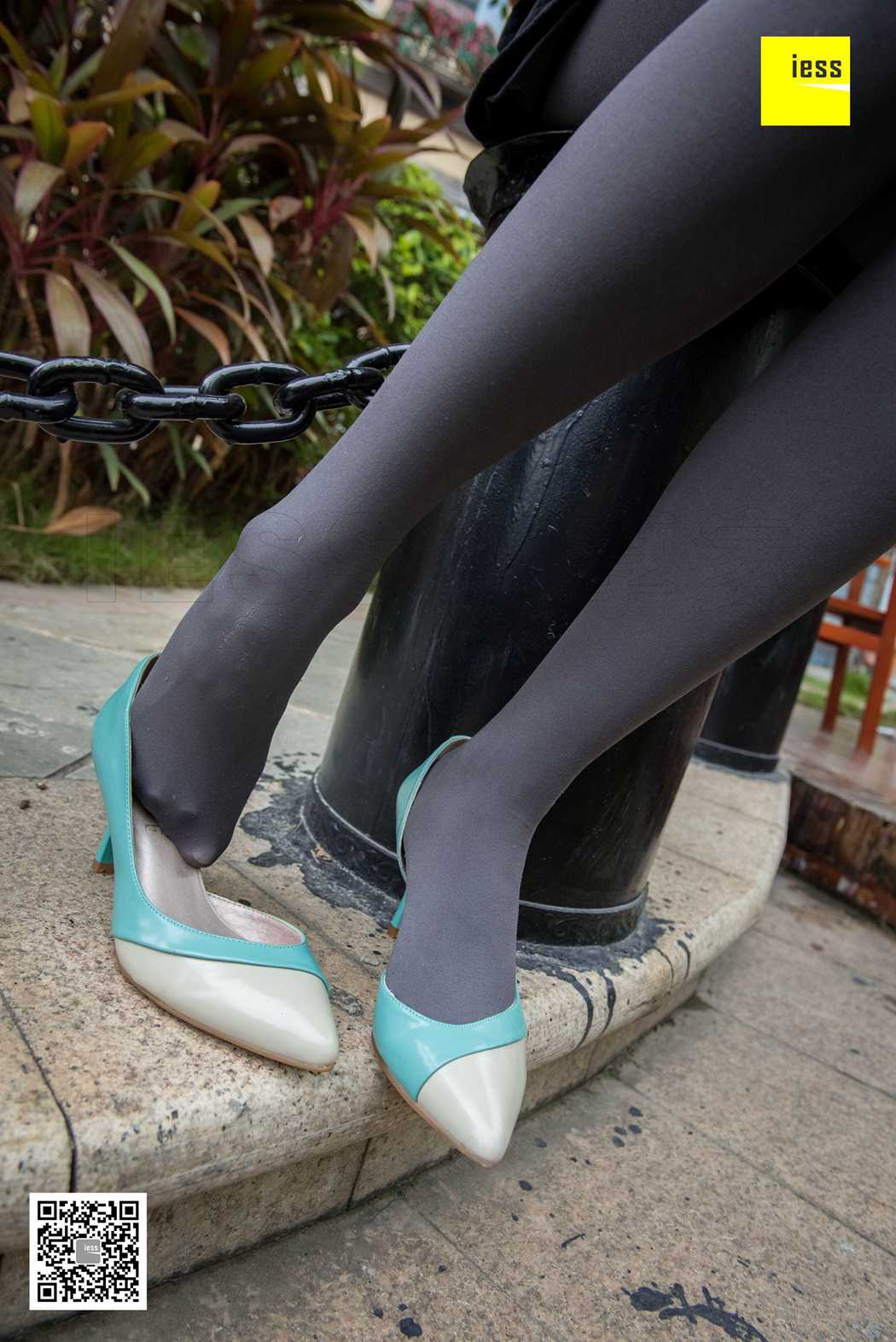 图片[66]-[IESS异思趣向] 2018.03.30 丝享家201：《厚灰丝与蓝色高跟》婉萍 在线浏览 – 速更版-美库