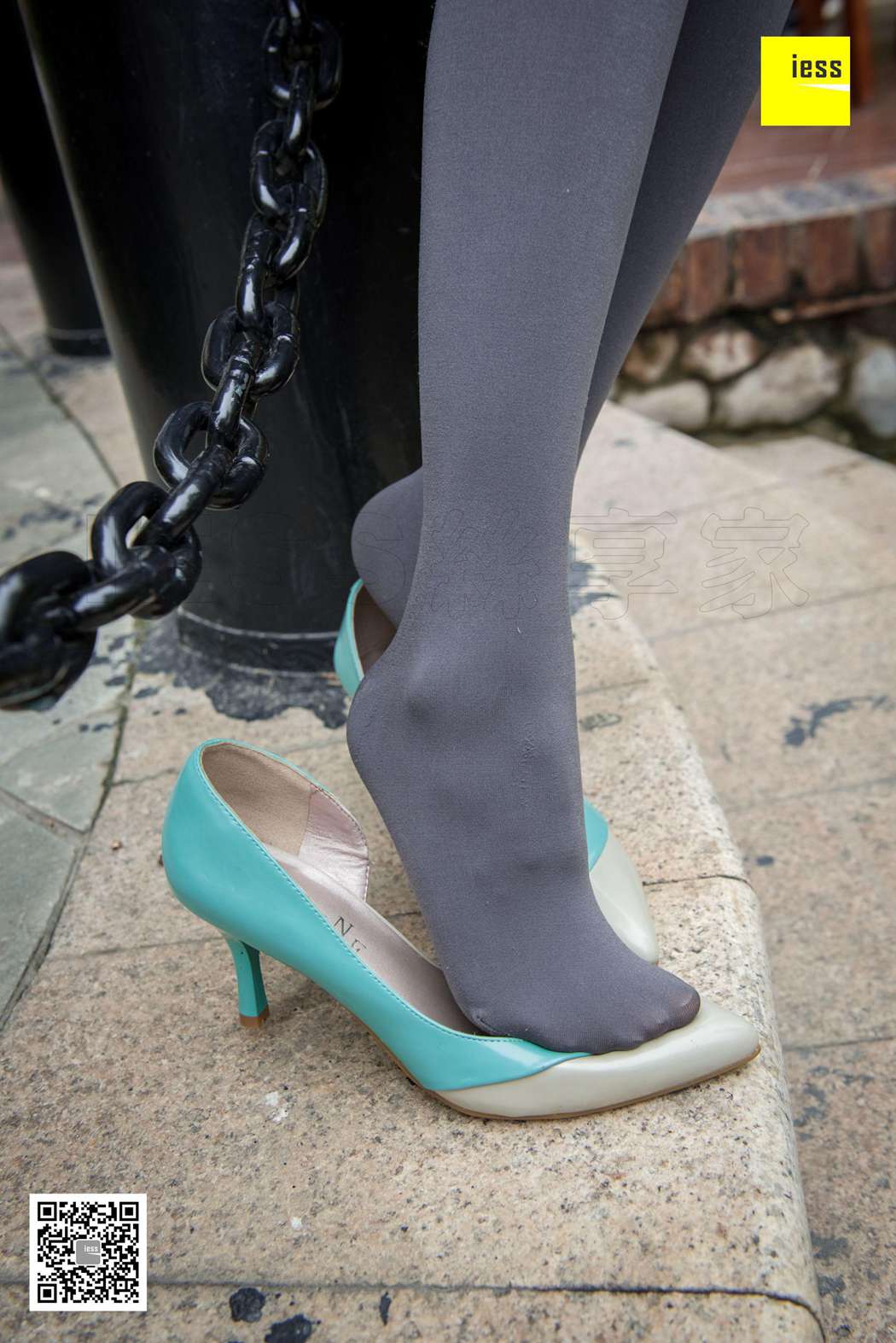 图片[50]-[IESS异思趣向] 2018.03.30 丝享家201：《厚灰丝与蓝色高跟》婉萍 在线浏览 – 速更版-美库