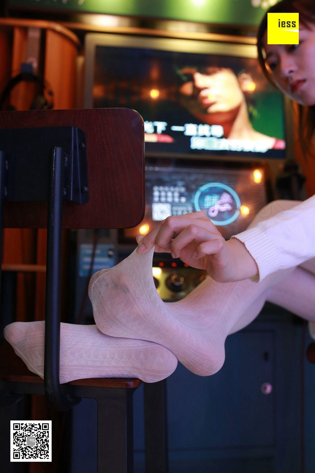 图片[85]-[IESS异思趣向] 2018.04.03 丝享家203：《练歌房白丝美女》紫紫 在线浏览 – 速更版-美库